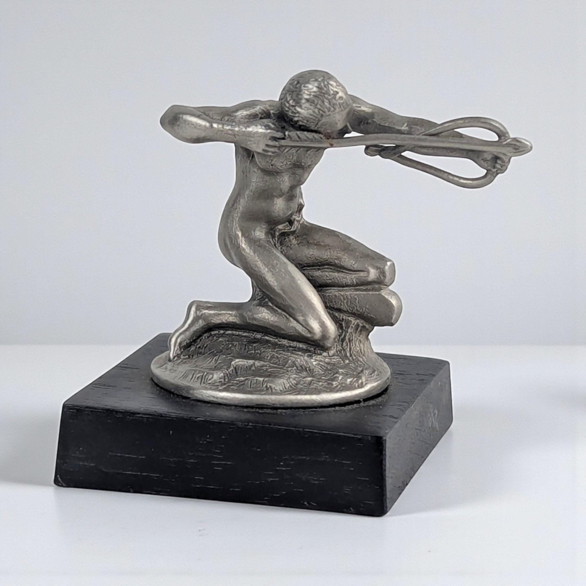 Vintage 1981 Pierce-Arrow Hood Ornament: Franklin Mint Pewter Archer Sculpture