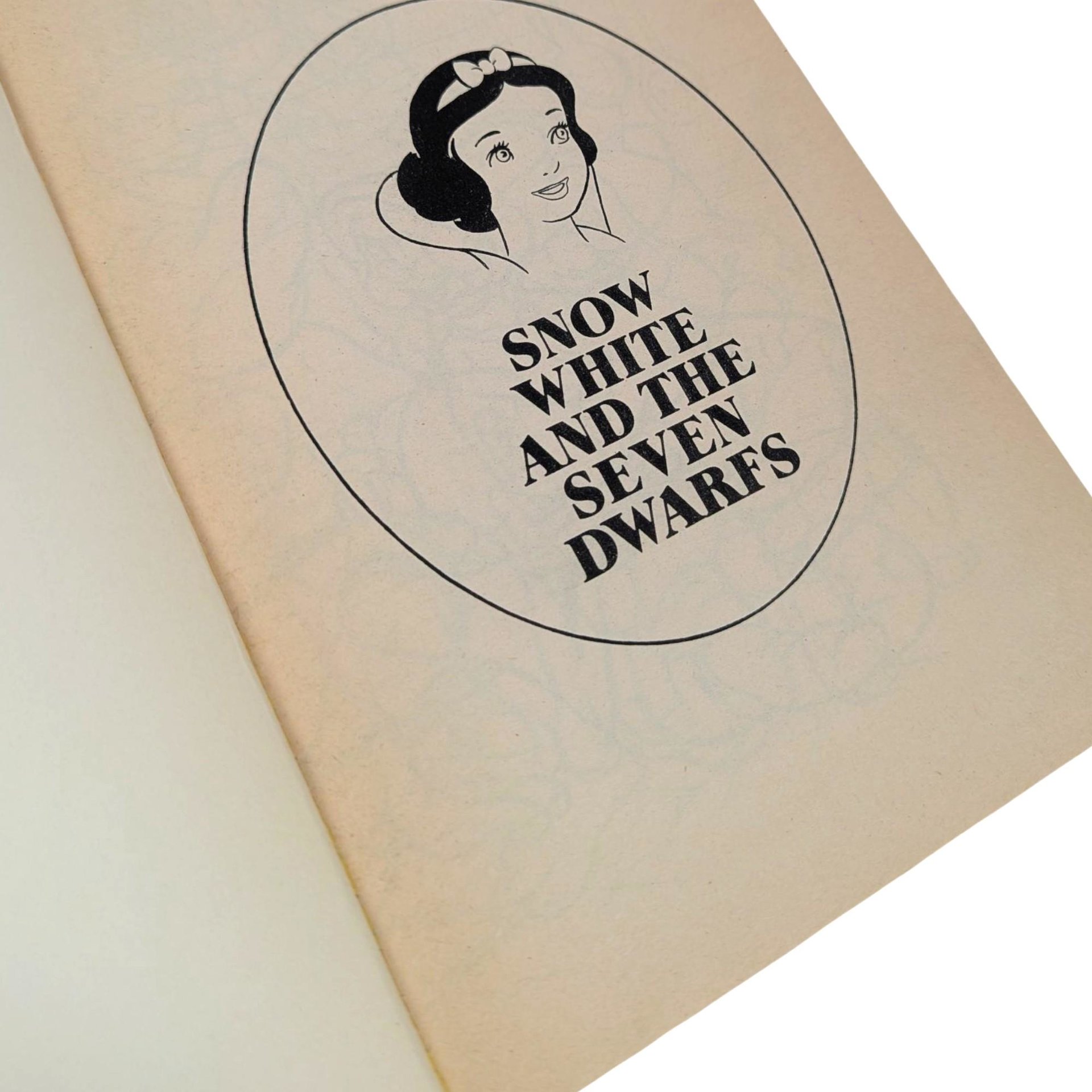 Vintage 1975 Snow White Book: Walt Disney's Seven Dwarfs, Collectible Paperback