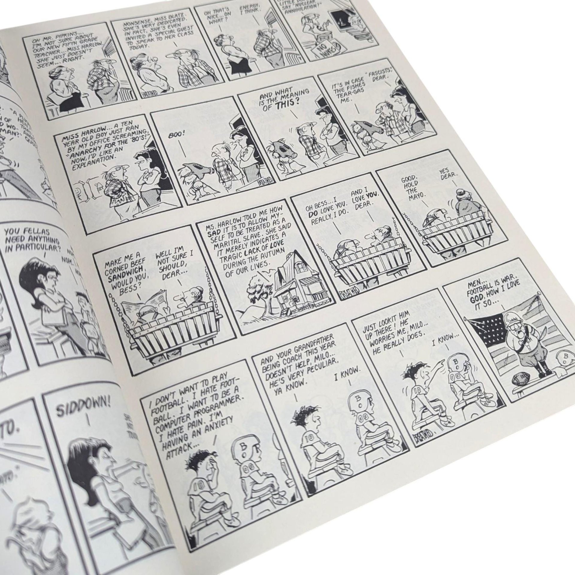 Vintage 1986 Bloom County Babylon Book: Berke Breathed Comic Softcover