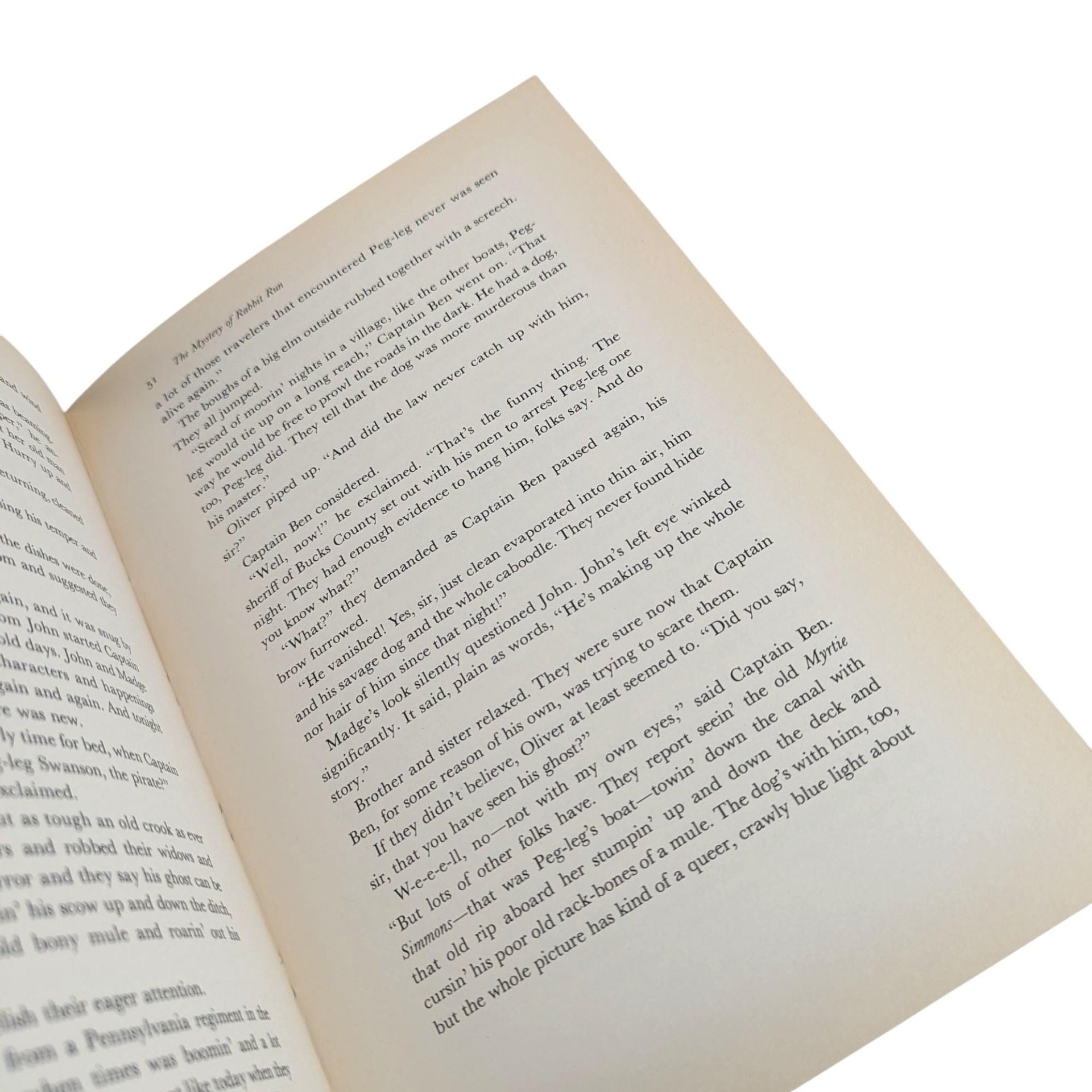 Vintage 1961 "Haunted Houseful": Alfred Hitchcock Hardcover Ghost Story Book