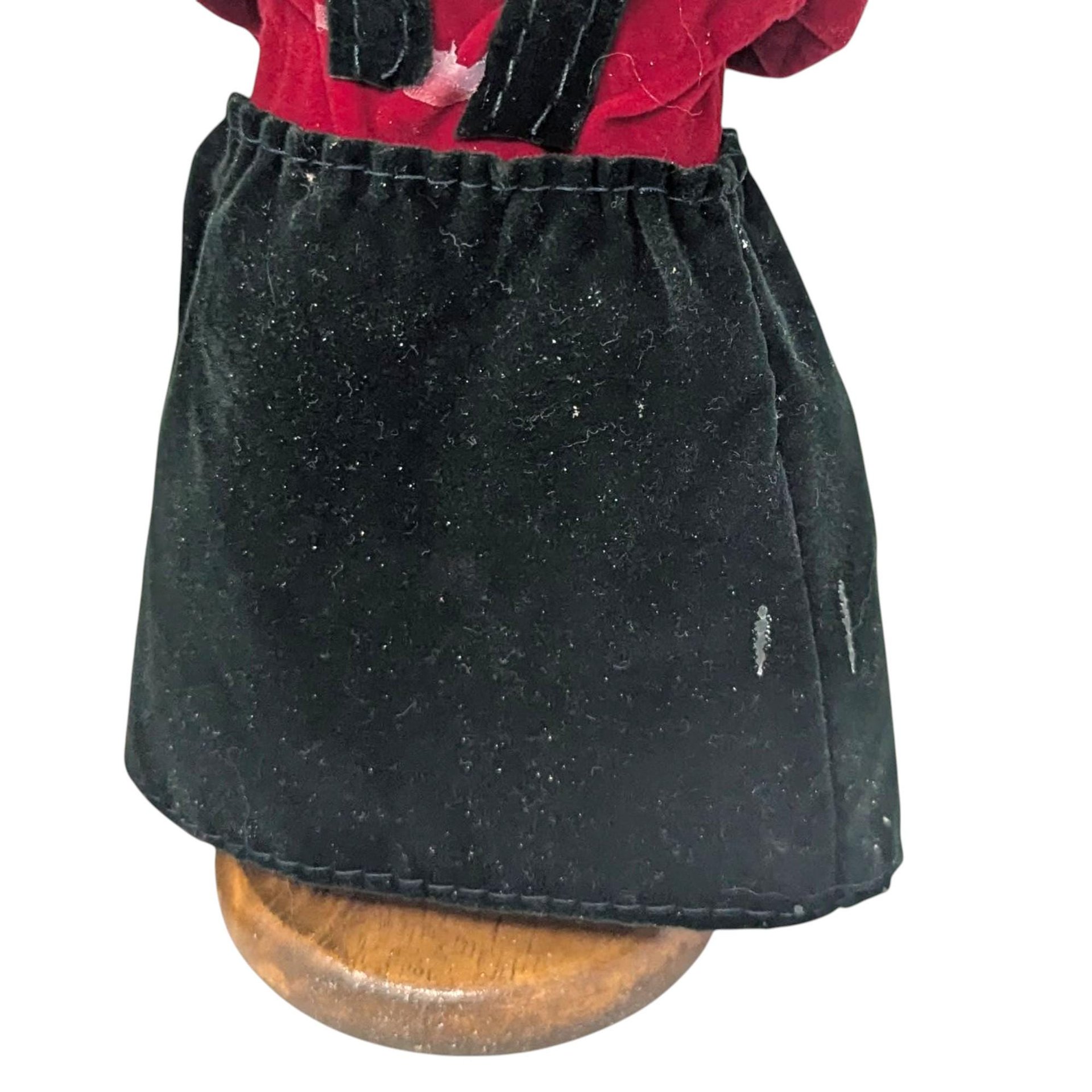 Vintage Christmas Caroler Figures: Boy and Girl Set Holiday Decor