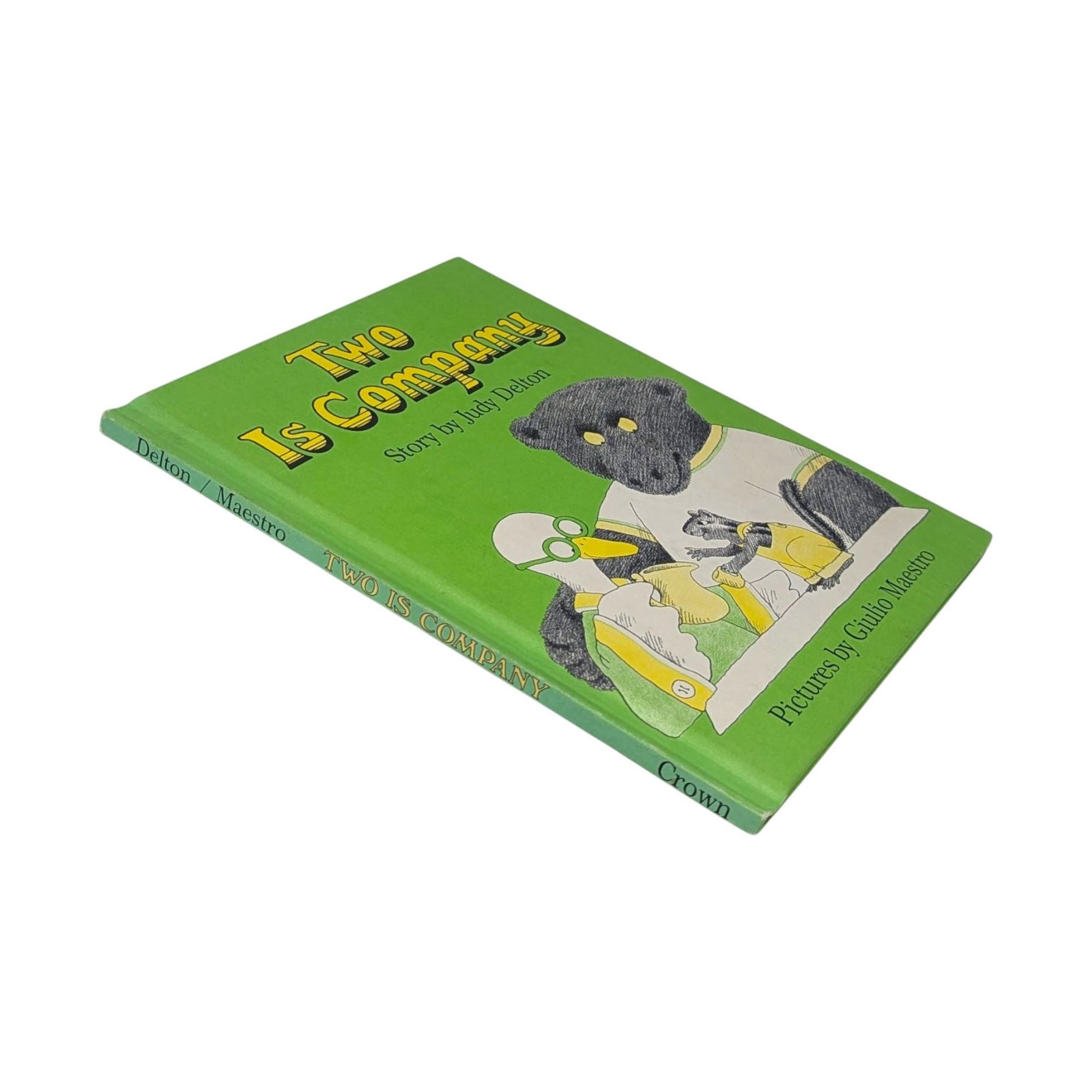 Vintage 1976 Two Is Company: Judy Delton & Giulio Maestro Hardcover Book