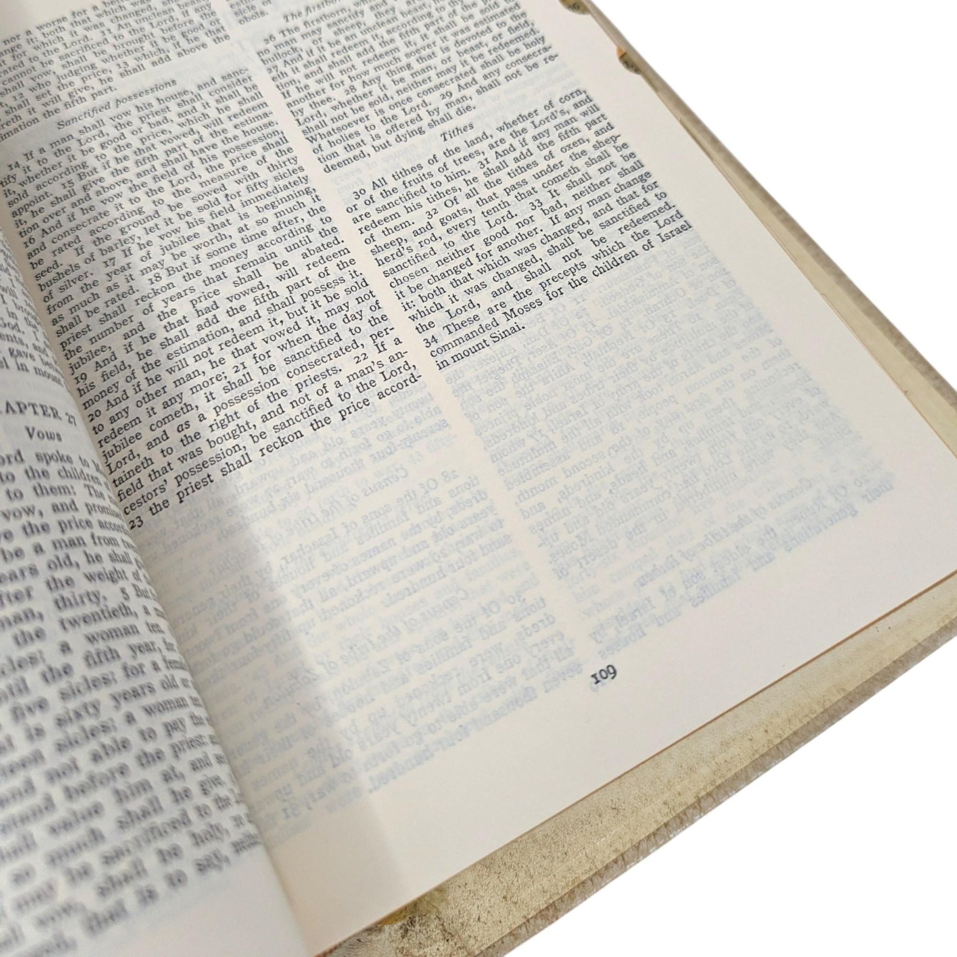 1955 Holy Bible: Thumb Indexed Gilt Edge Family Bible