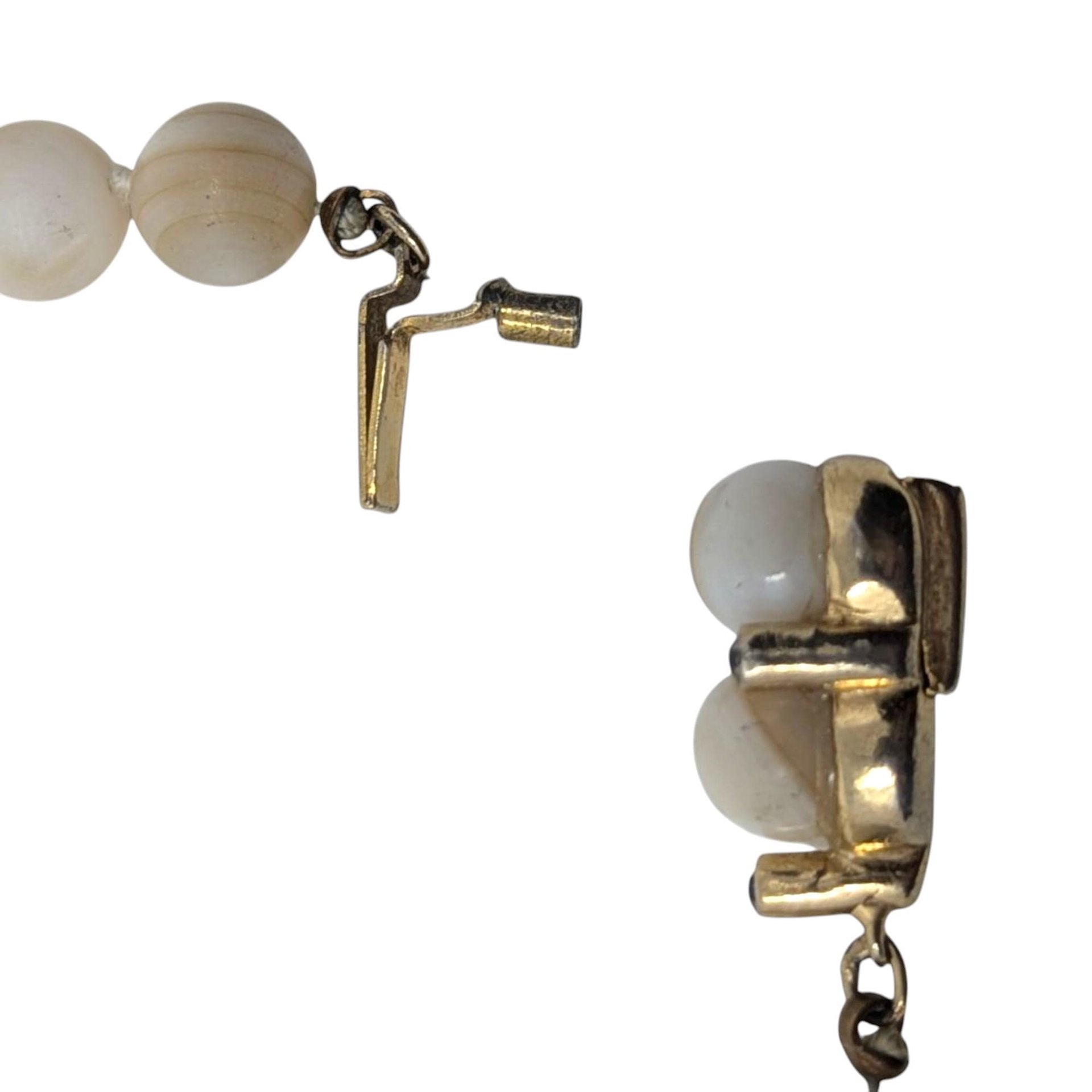 Vintage Castlecliff Beaded Choker: White Agate Stone Necklace