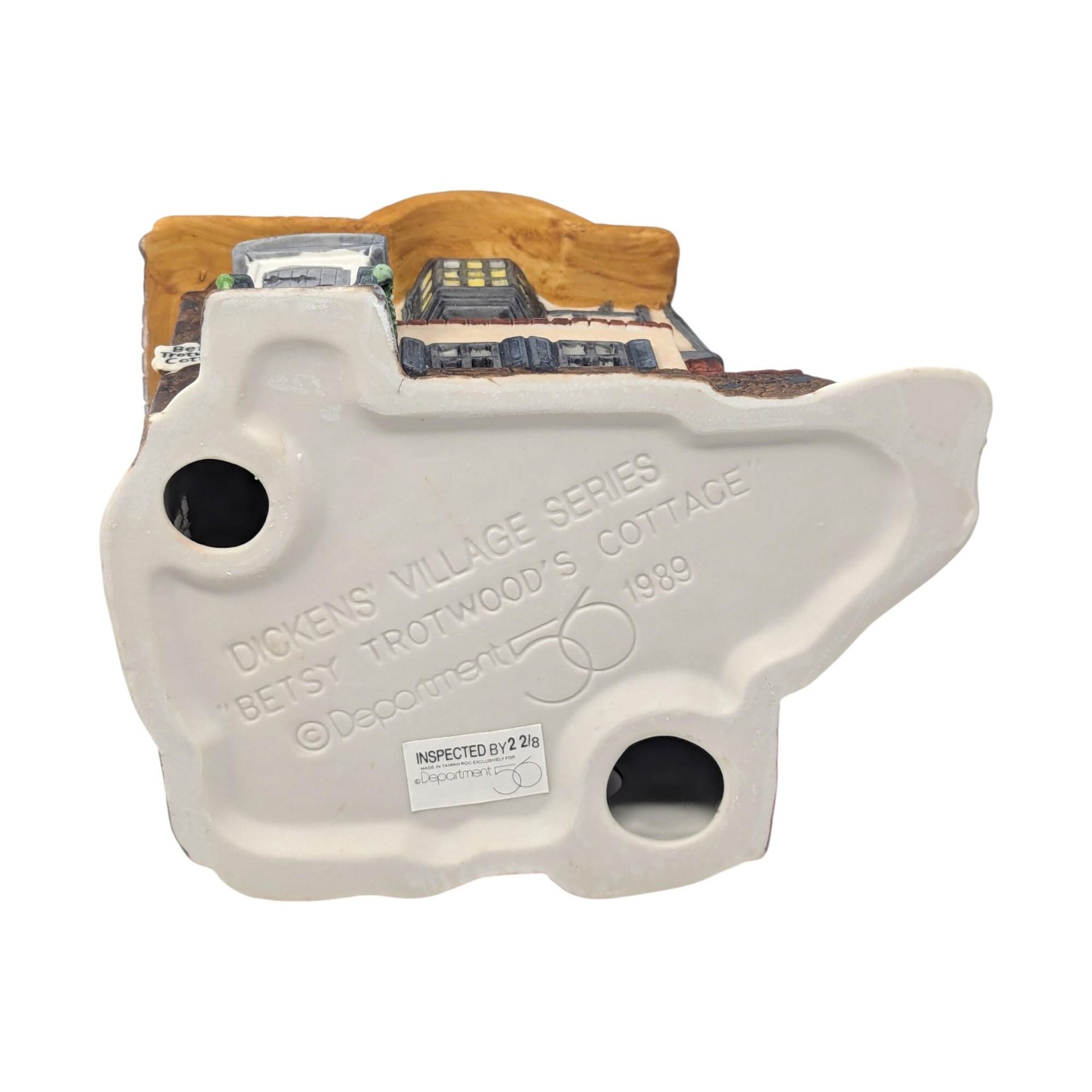 Vintage 1989 Betsy Trotwood's Cottage: Department 56 Dickens Village House