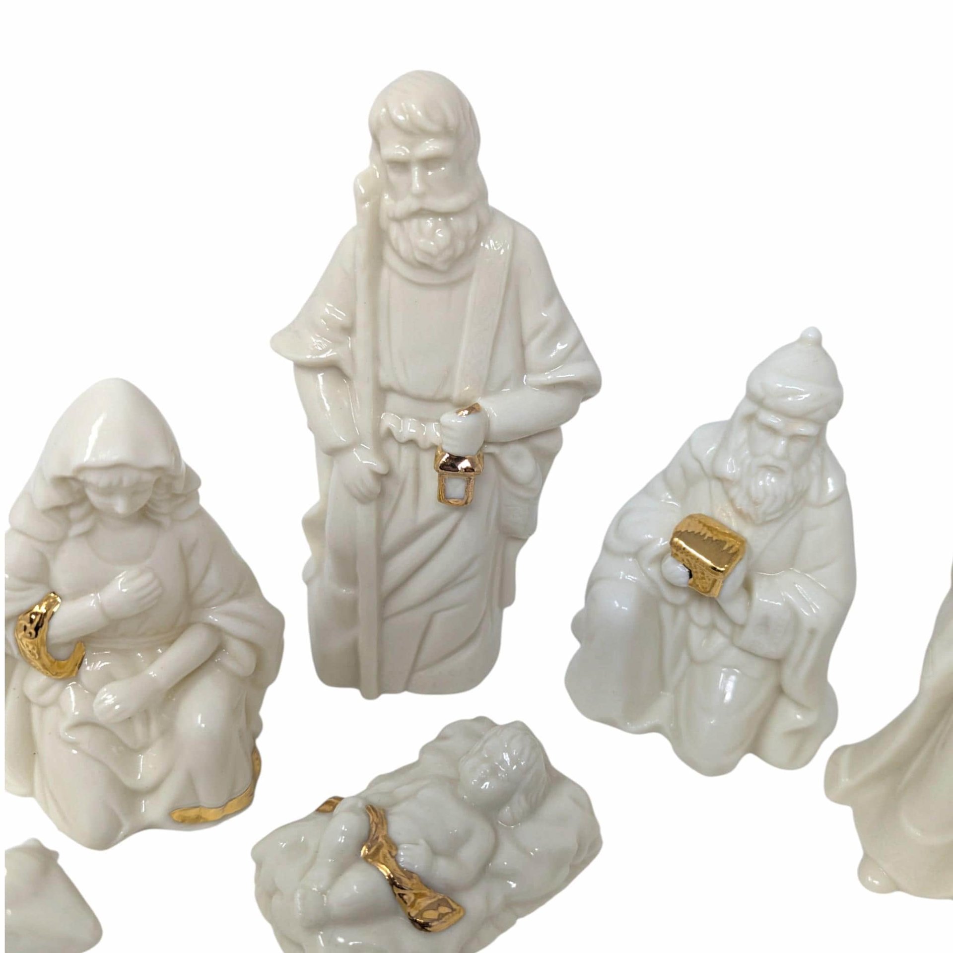 Vintage Porcelain Nativity Set: 8 Piece Christmas Scene