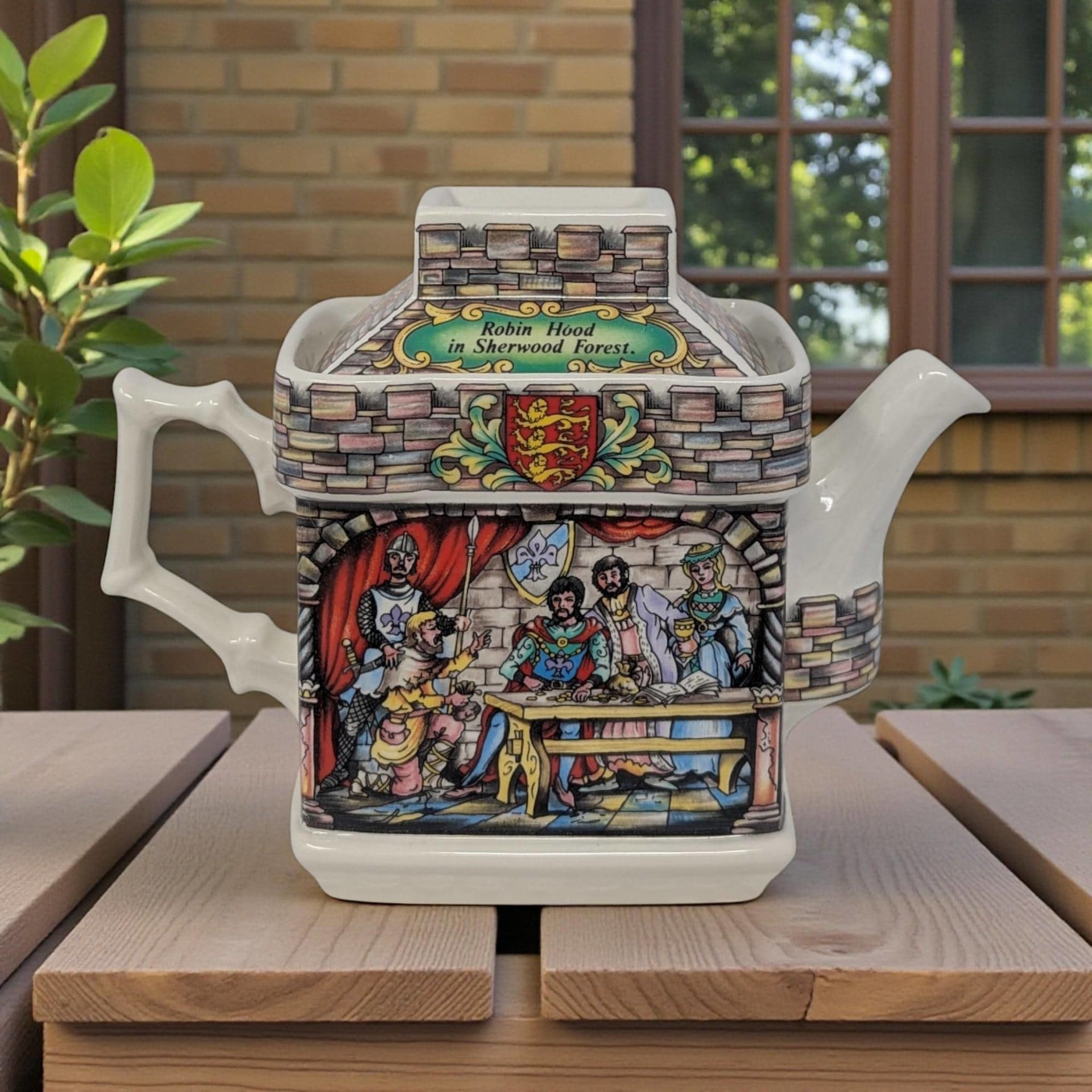 1980s 'Robin Hood & Sherwood Forest' Sadler Porcelain Teapot