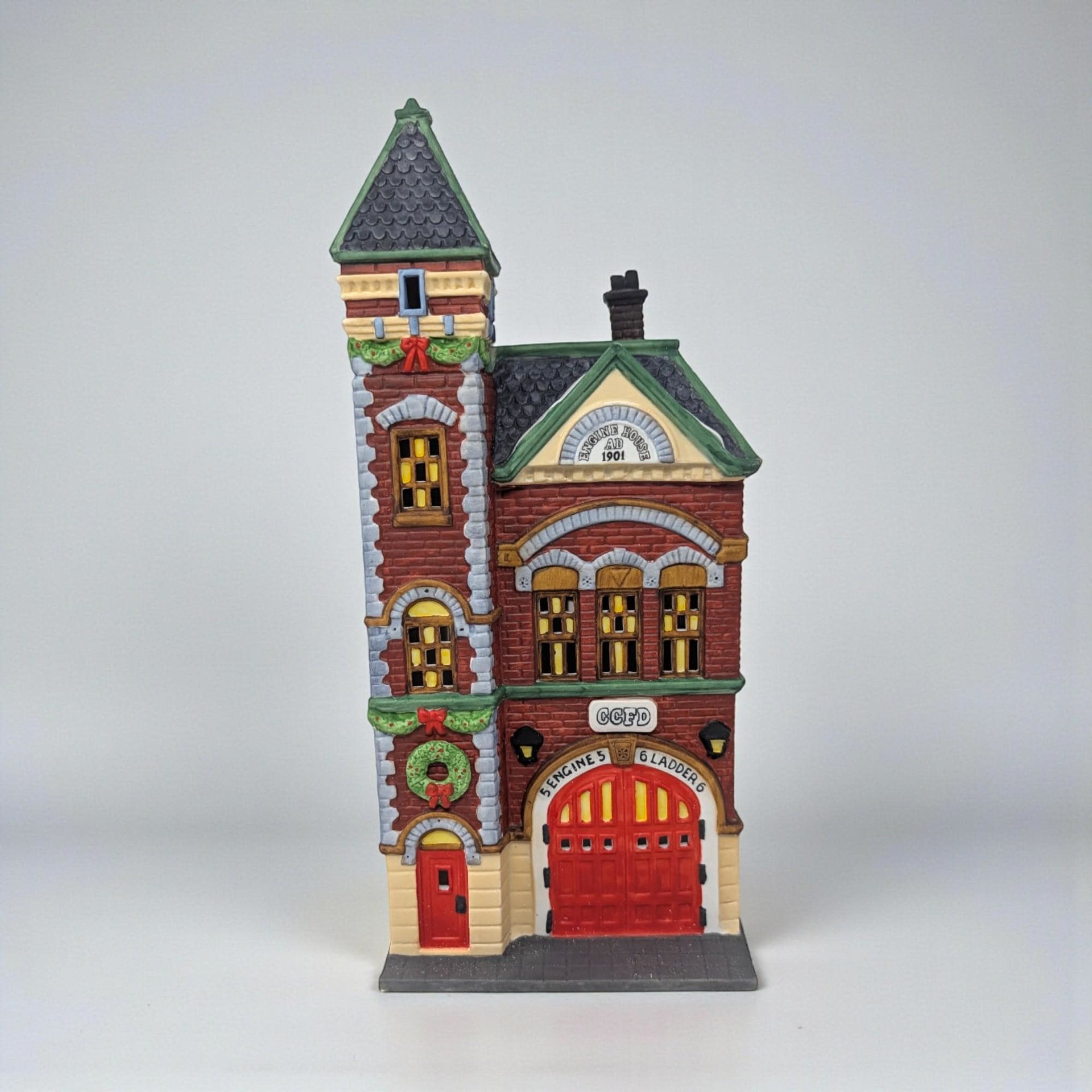 Vintage 1990 Red Brick Fire Station: Dept 56 Christmas in the City