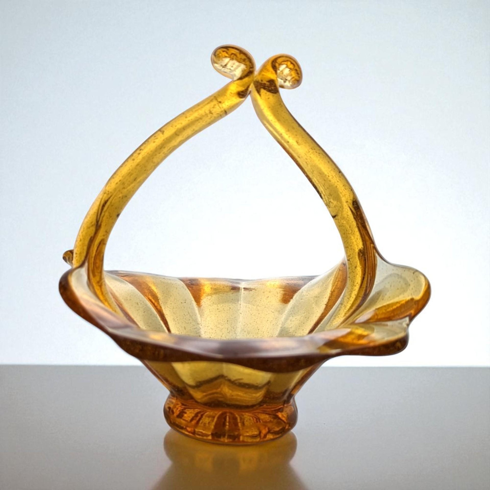 Vintage Amber Art Glass Basket with Hand-Pulled Handle