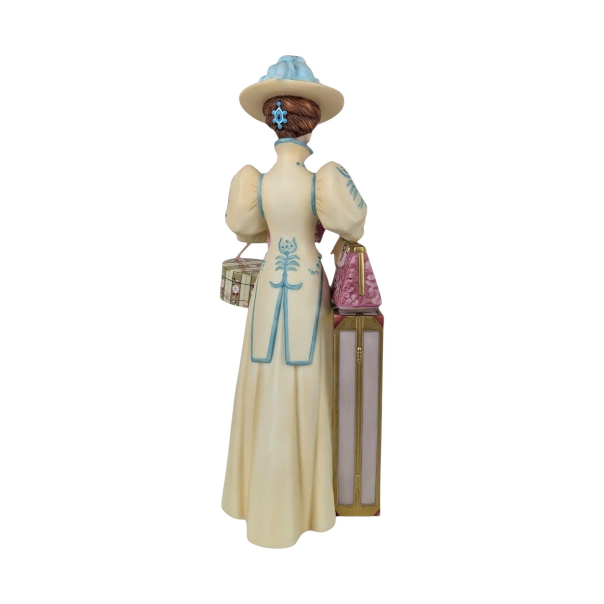 2002 Avon President's Club Mrs. Albee Award