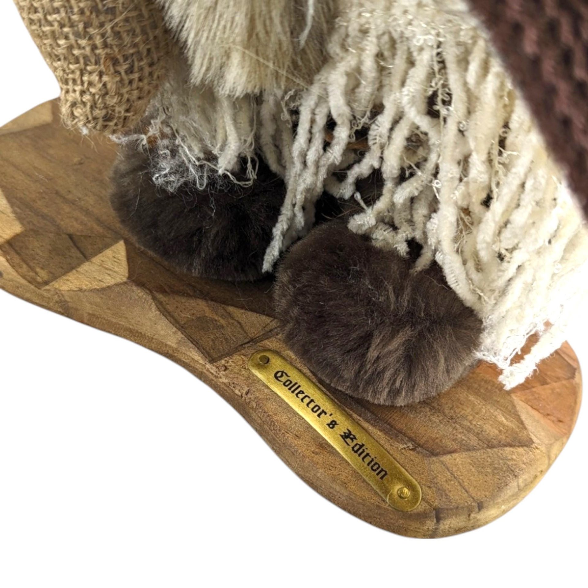 2000 Grandeur Noel Fabric Santa Claus Figurine