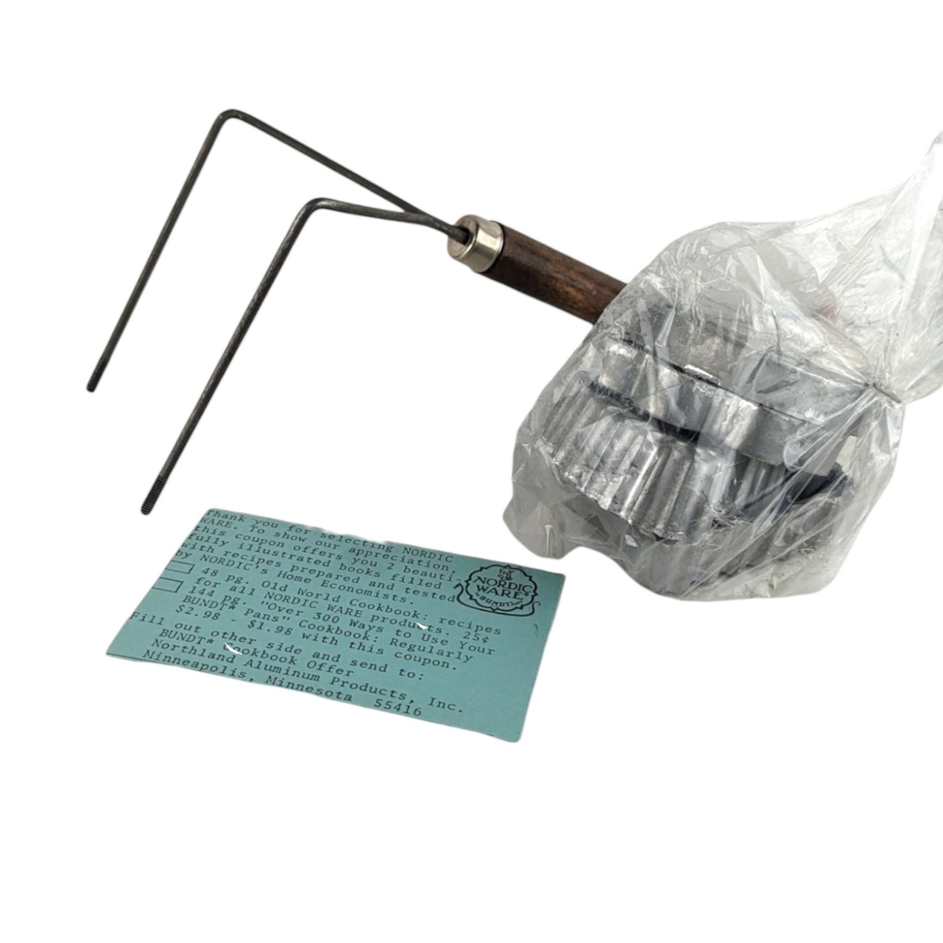 Vintage Nordic Ware Double Rosette Timbale Iron