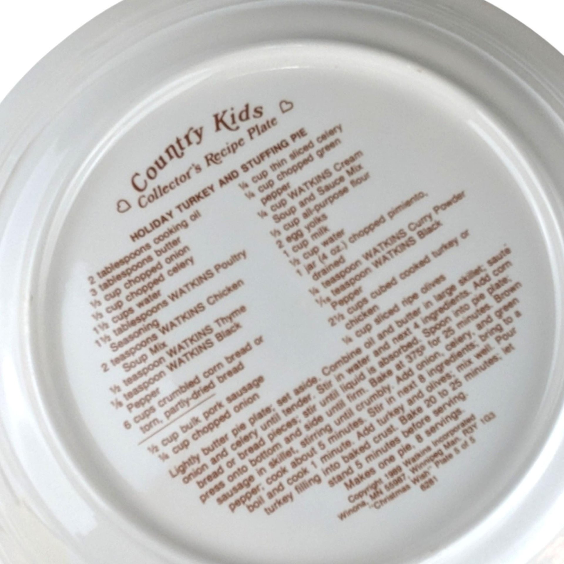 1989 Watkins Country Kids Christmas Pie Dish