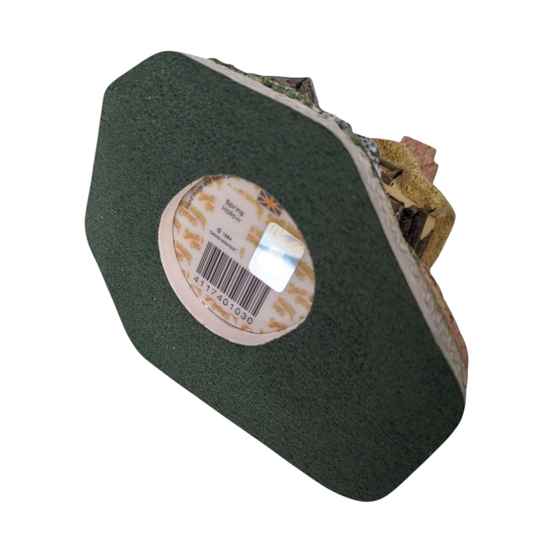 1994 David Winter Cottages Spring Hollow