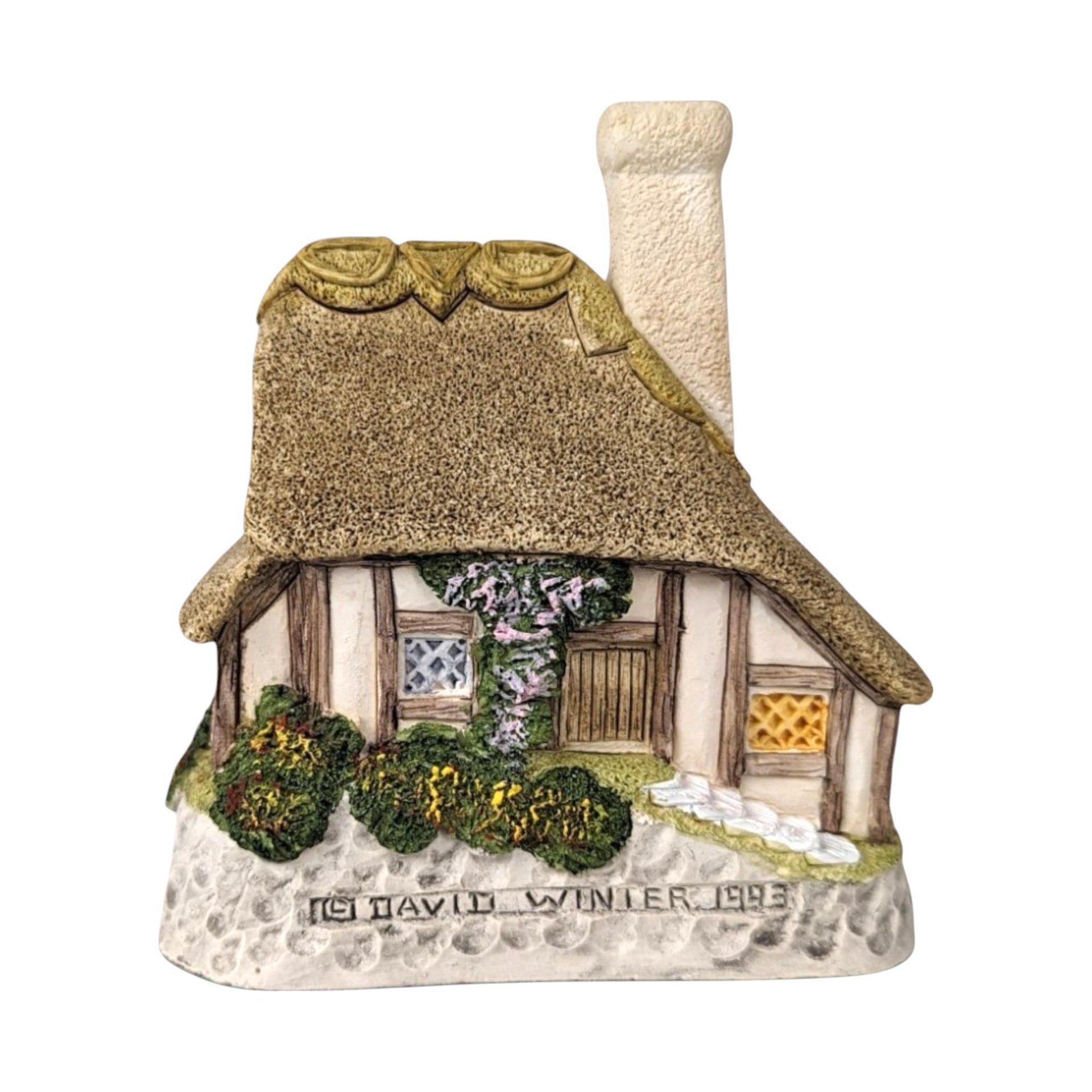 1993 Signed David Winter Crystal Cottage