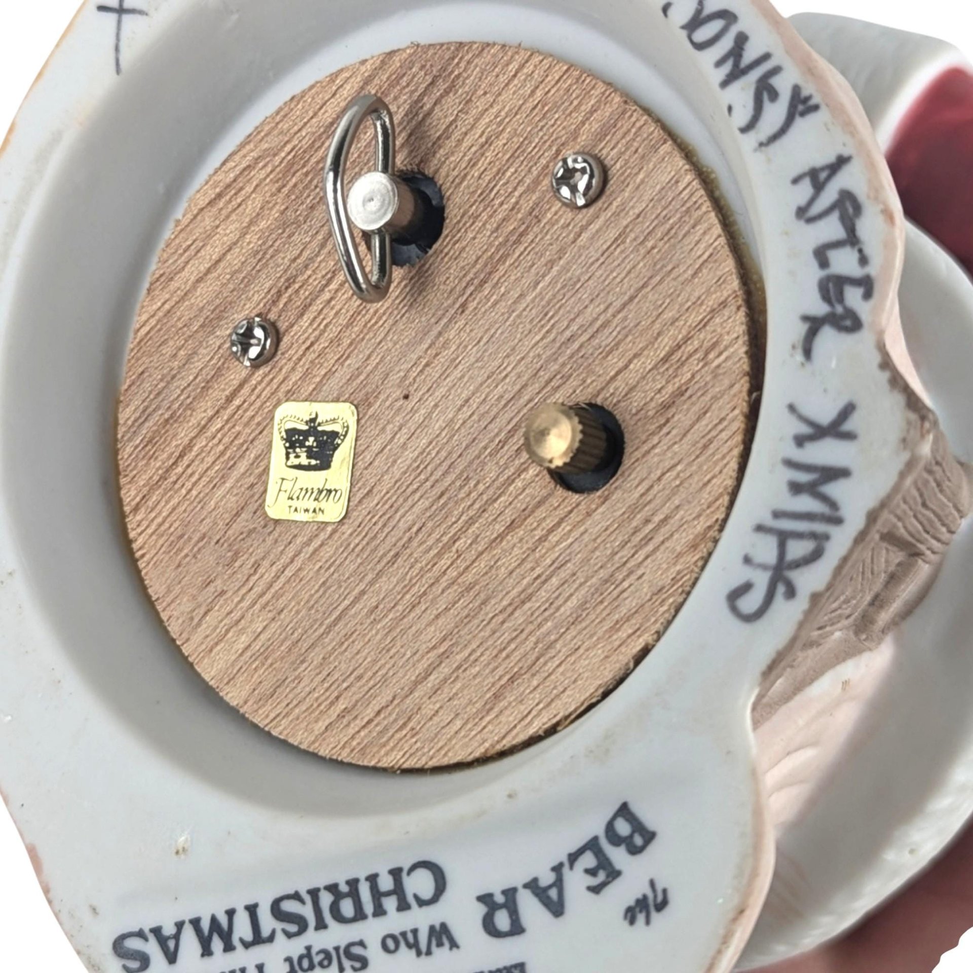 1983 Santa With Skull Music Box