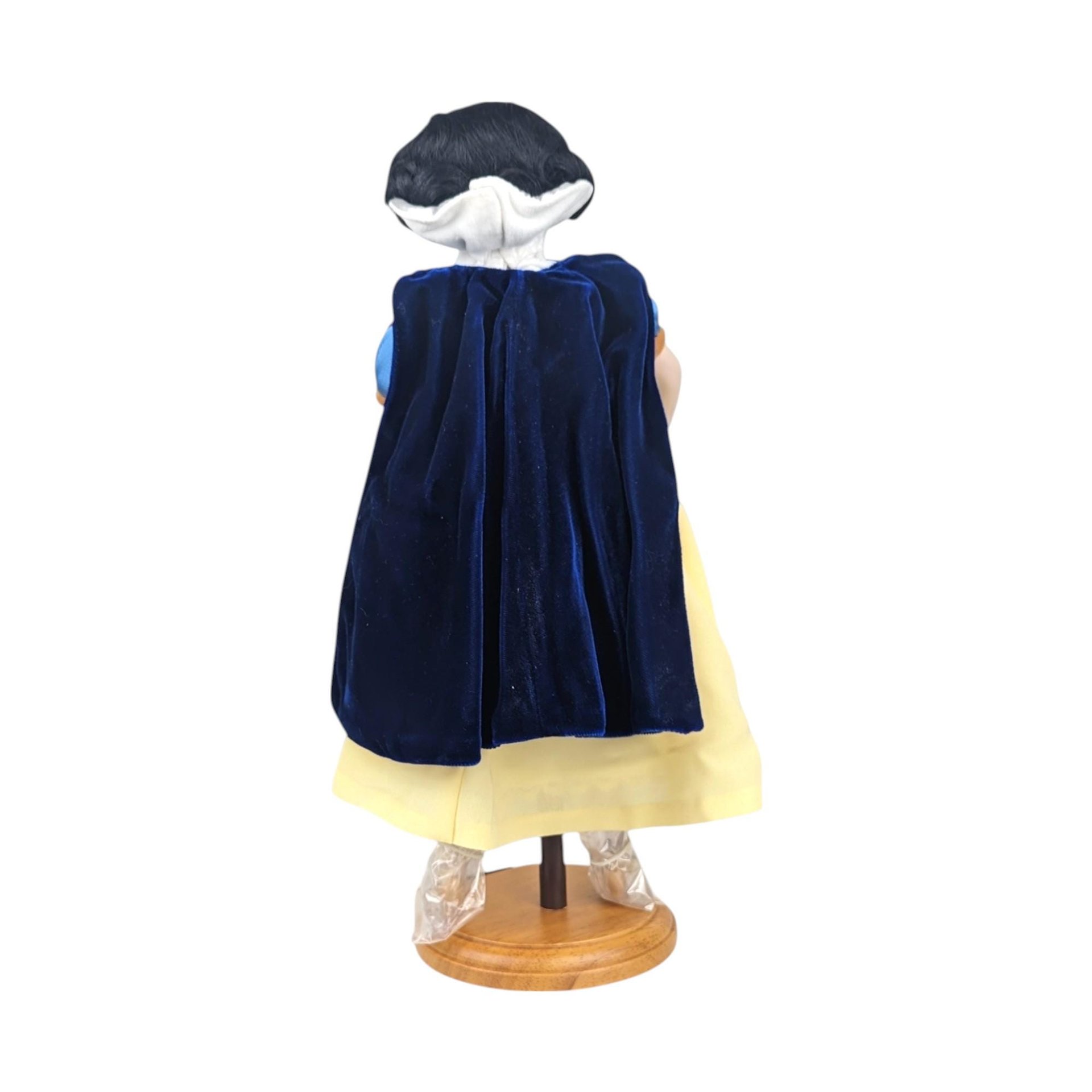 Vintage Franklin Mint Snow White Porcelain Doll