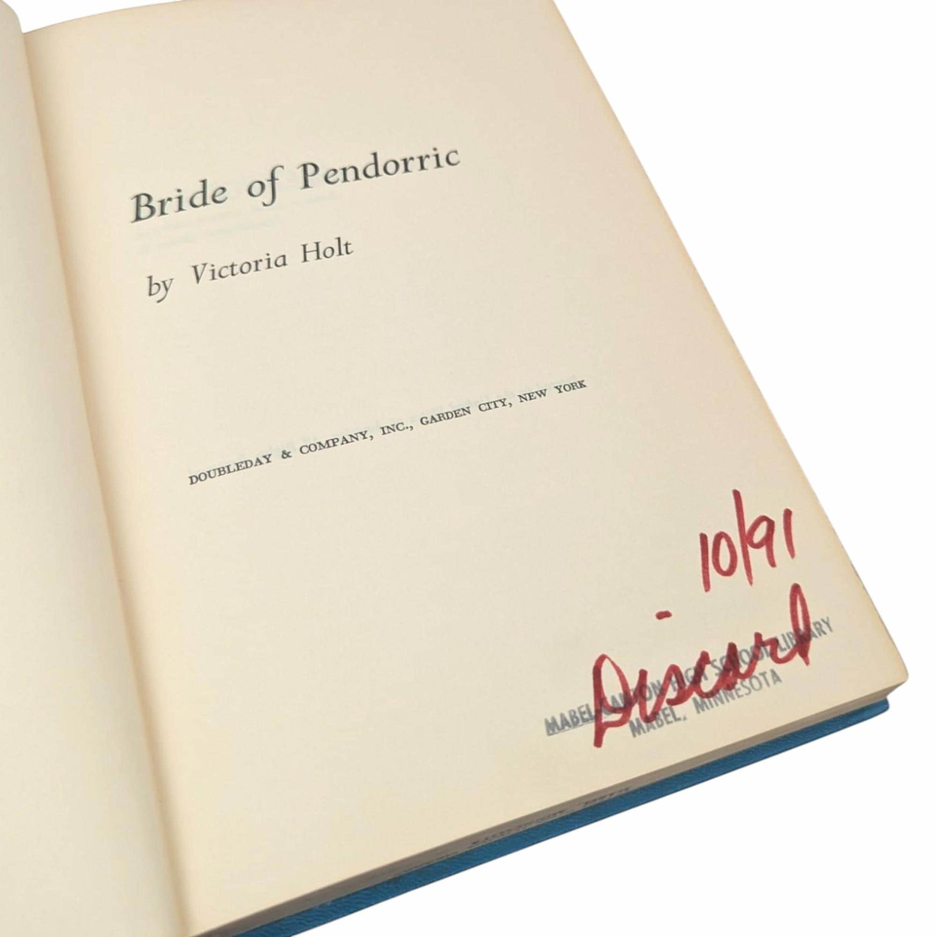 1963 Bride of Pendorric Victoria Holt Hardcover