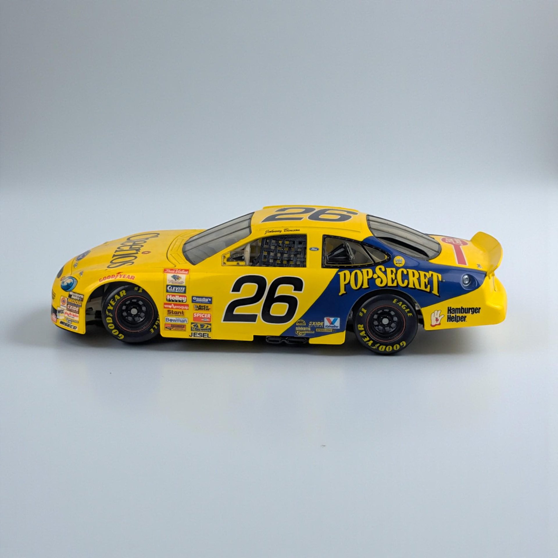 1999 ERTL Cheerios Johnny Benson #26 Model Car