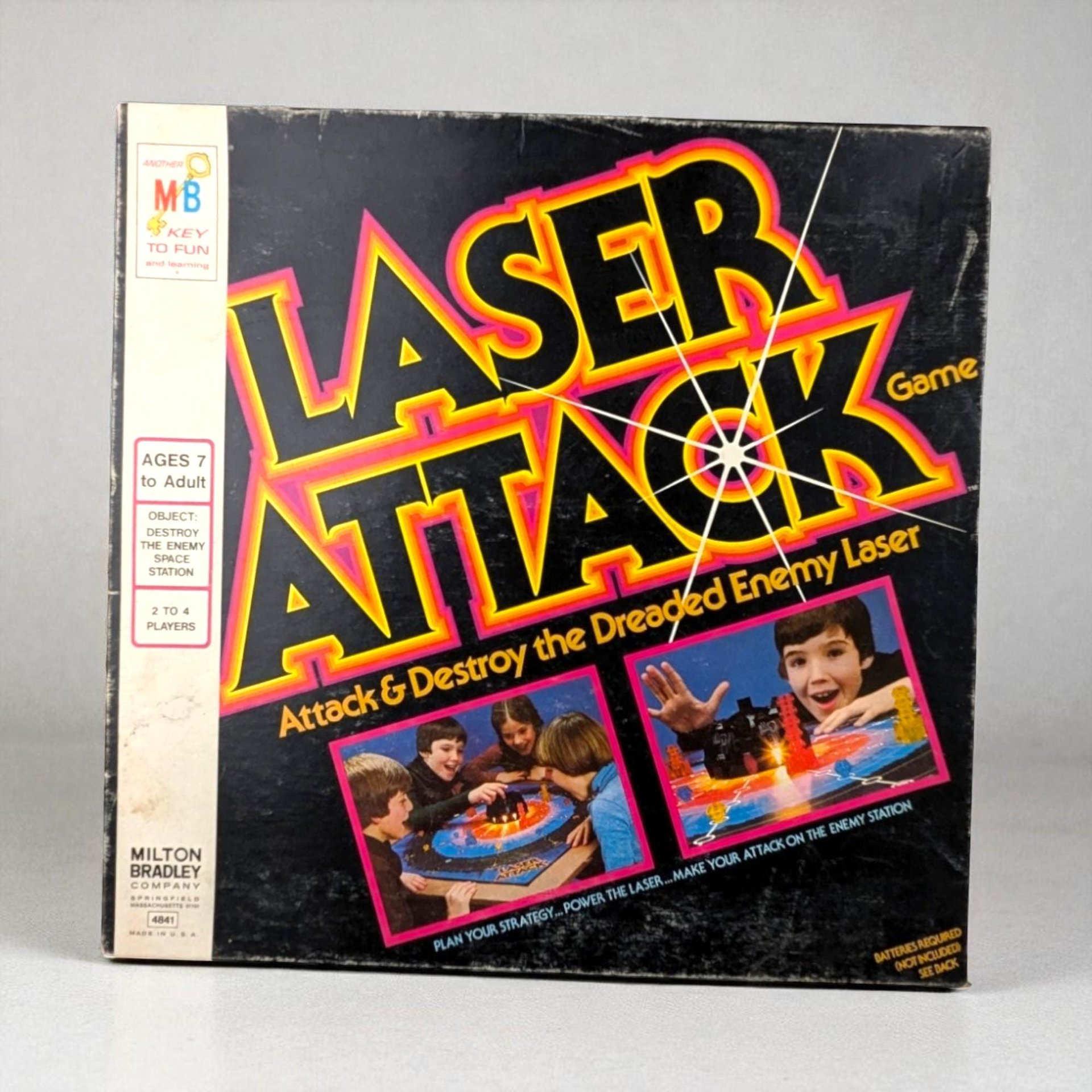 1978 Milton Bradley Laser Attack Game