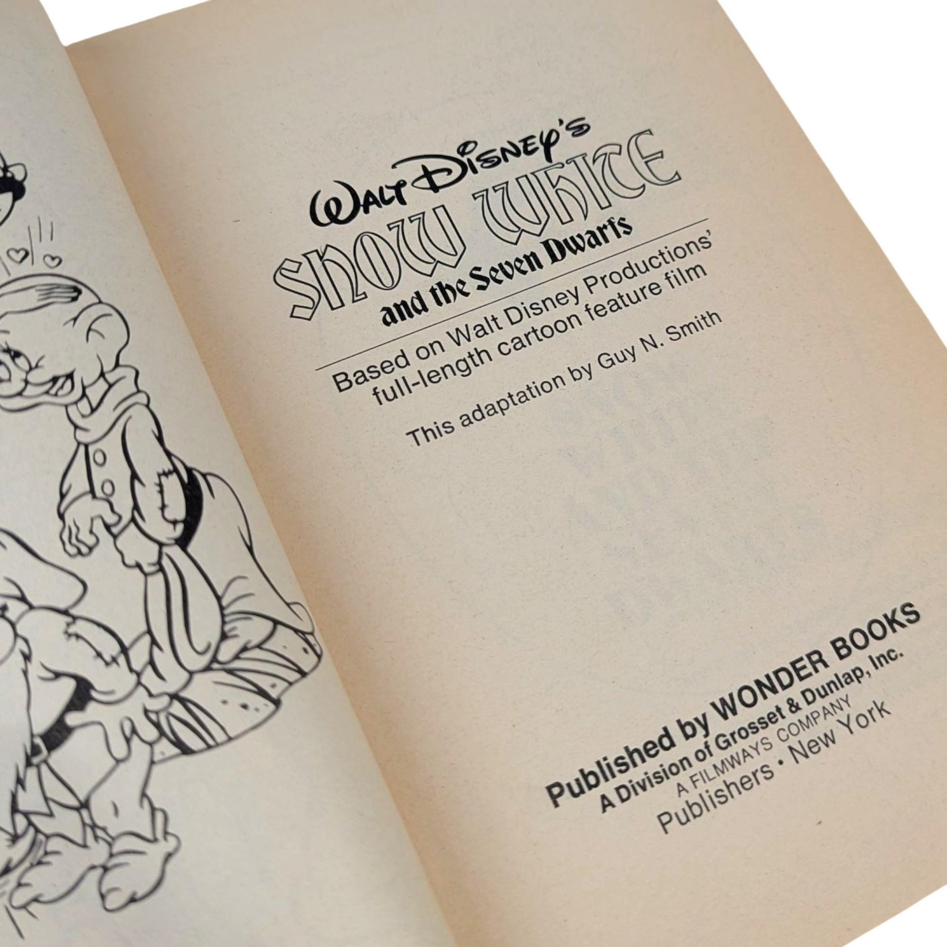 1975 Disney, Snow White and the Seven Dwarfs Book, Softcover