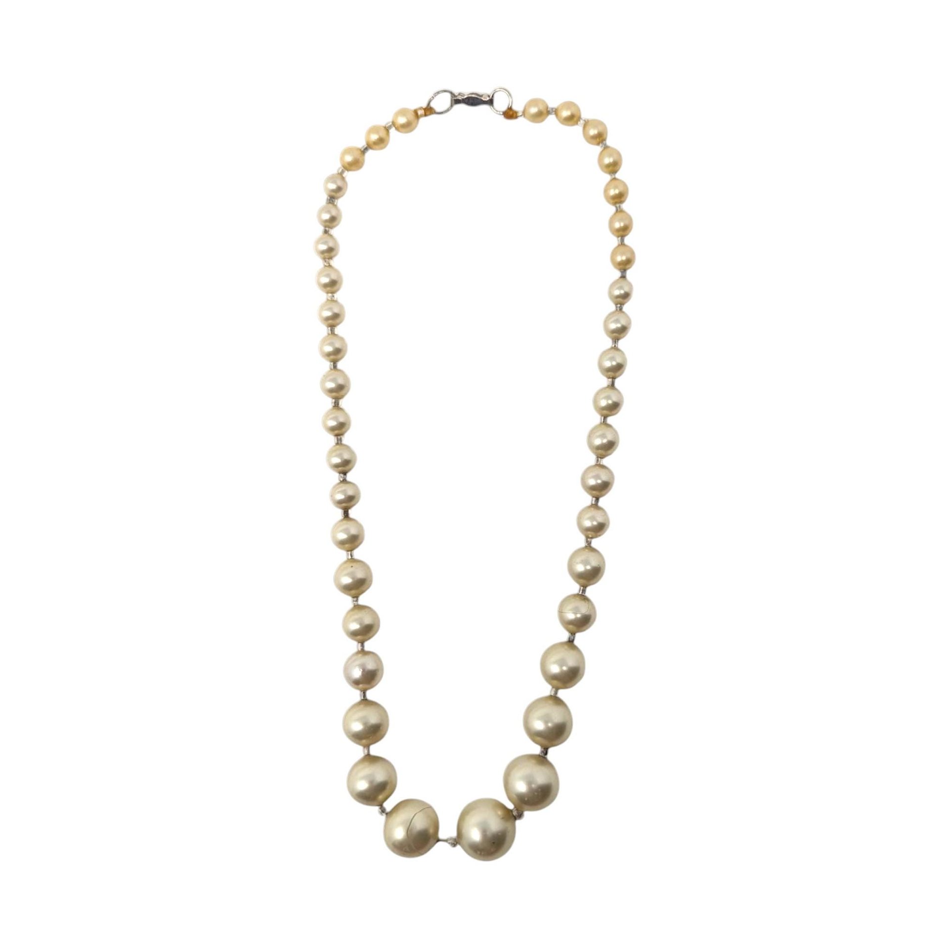 Vintage Classic Faux Pearl Choker Necklace