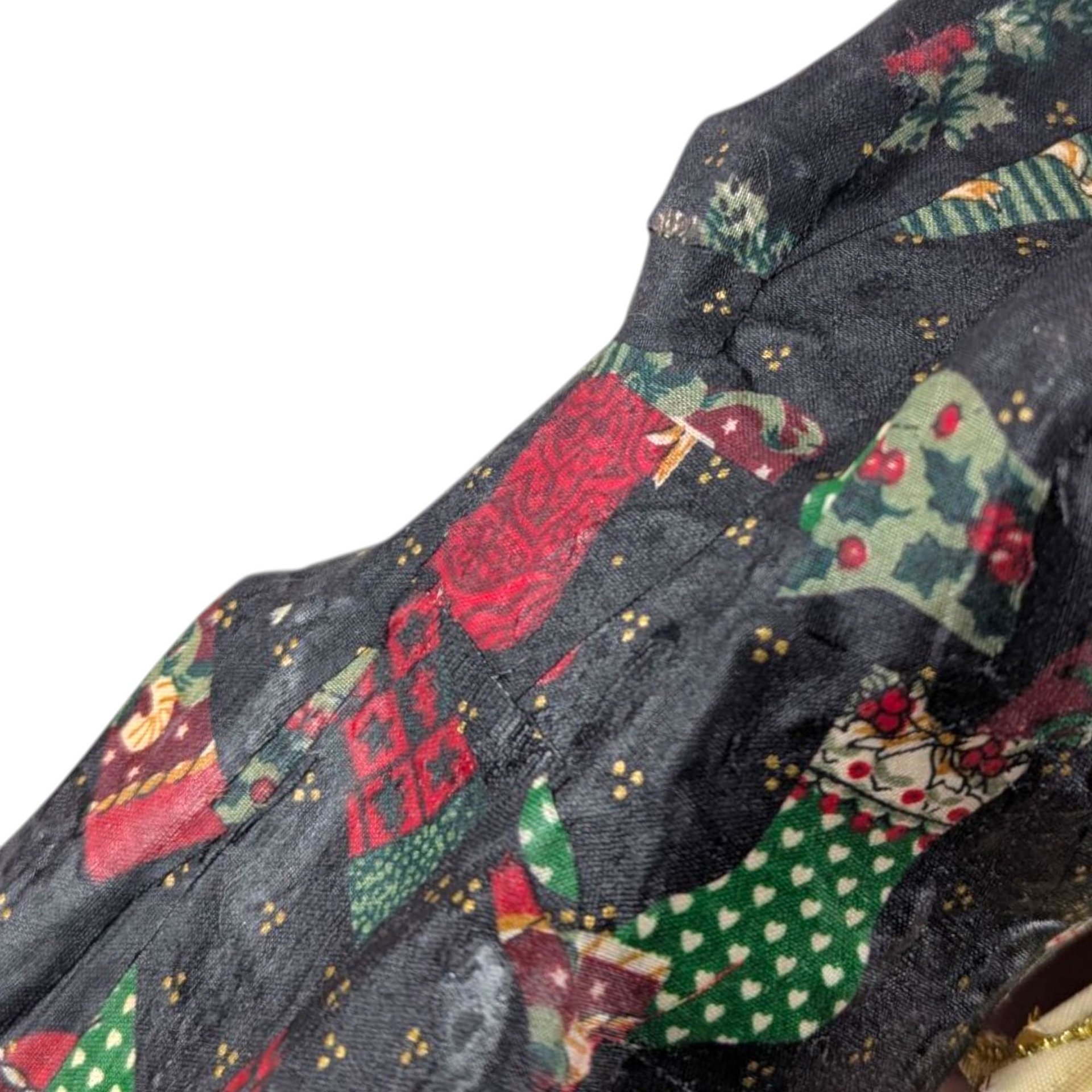 Vintage Mid-Century Paper Mache Christmas Reindeer Pair