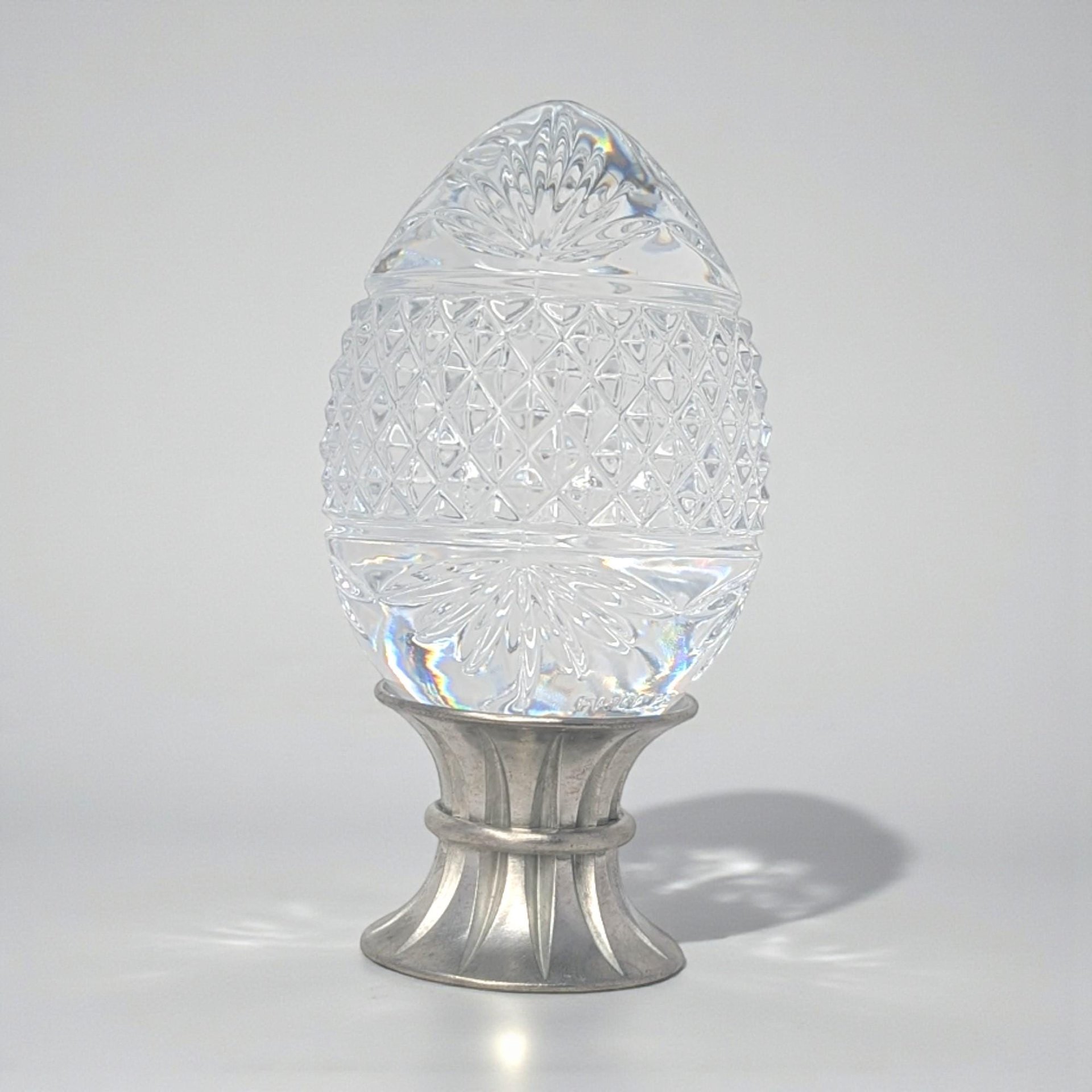 Vintage 1993 Avon Majestic Lead Crystal Egg