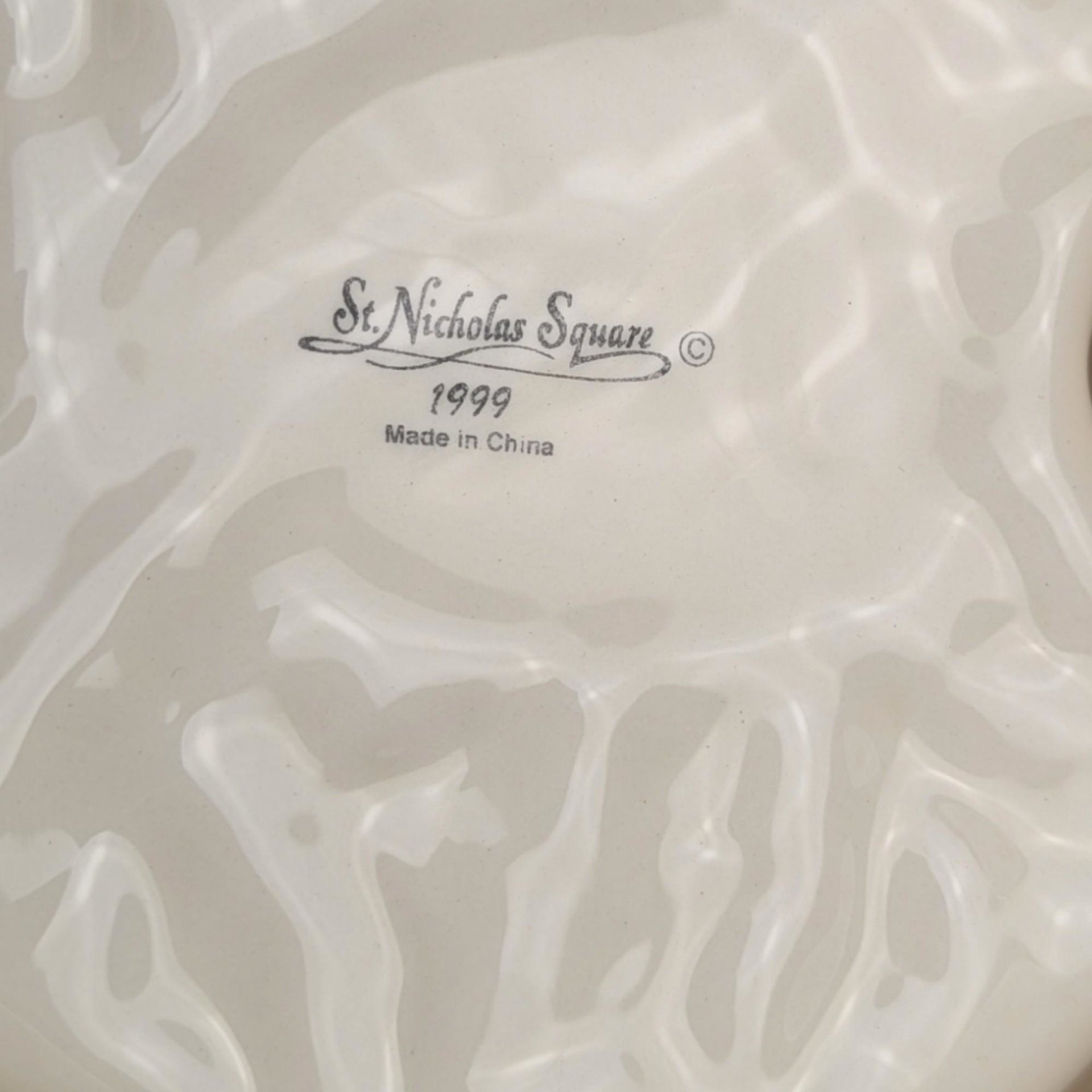 1999 St. Nicholas Square Cardinal Ceramic Candy Dish