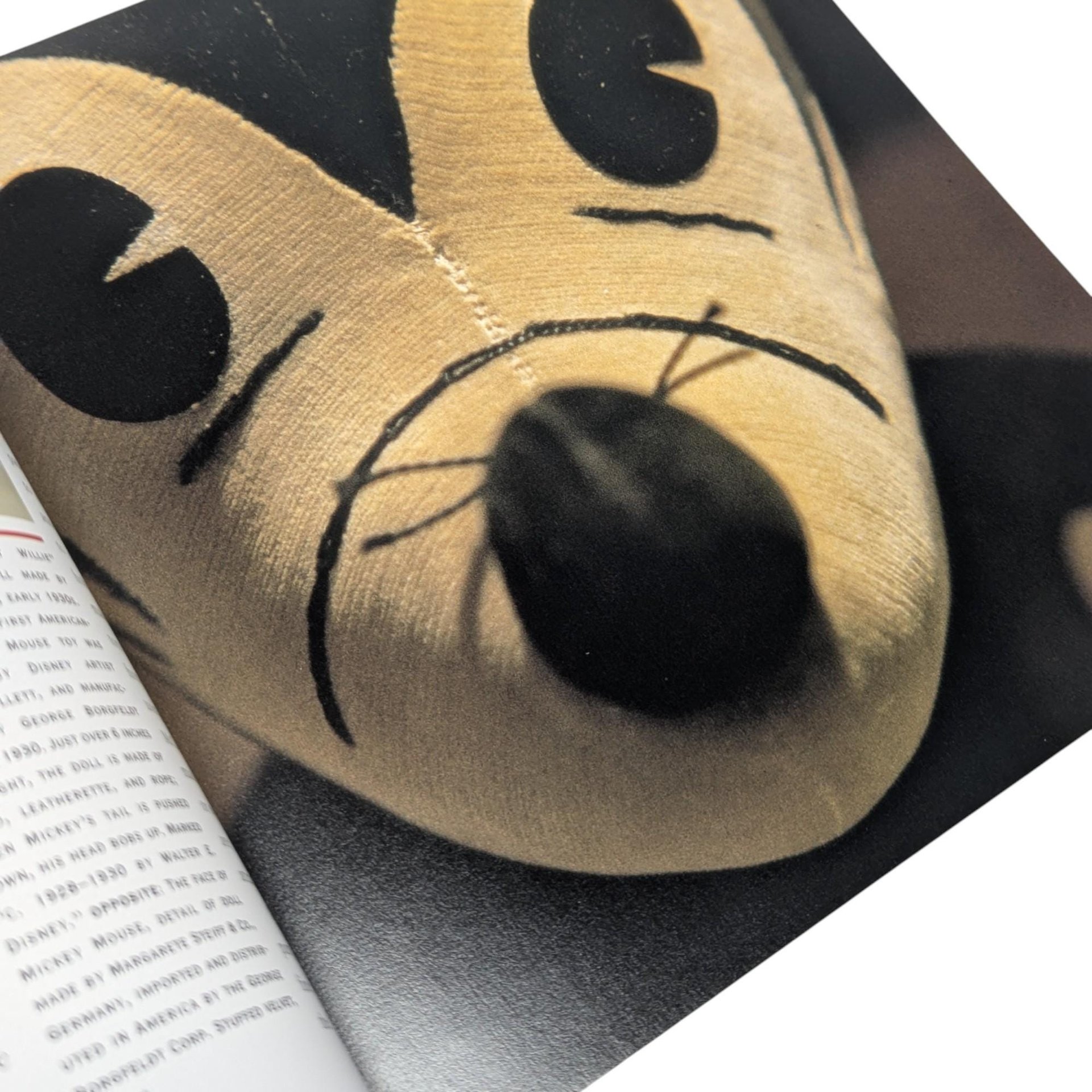 1994 Disneyana Classic Collectibles 1928-1958 Softcover Book