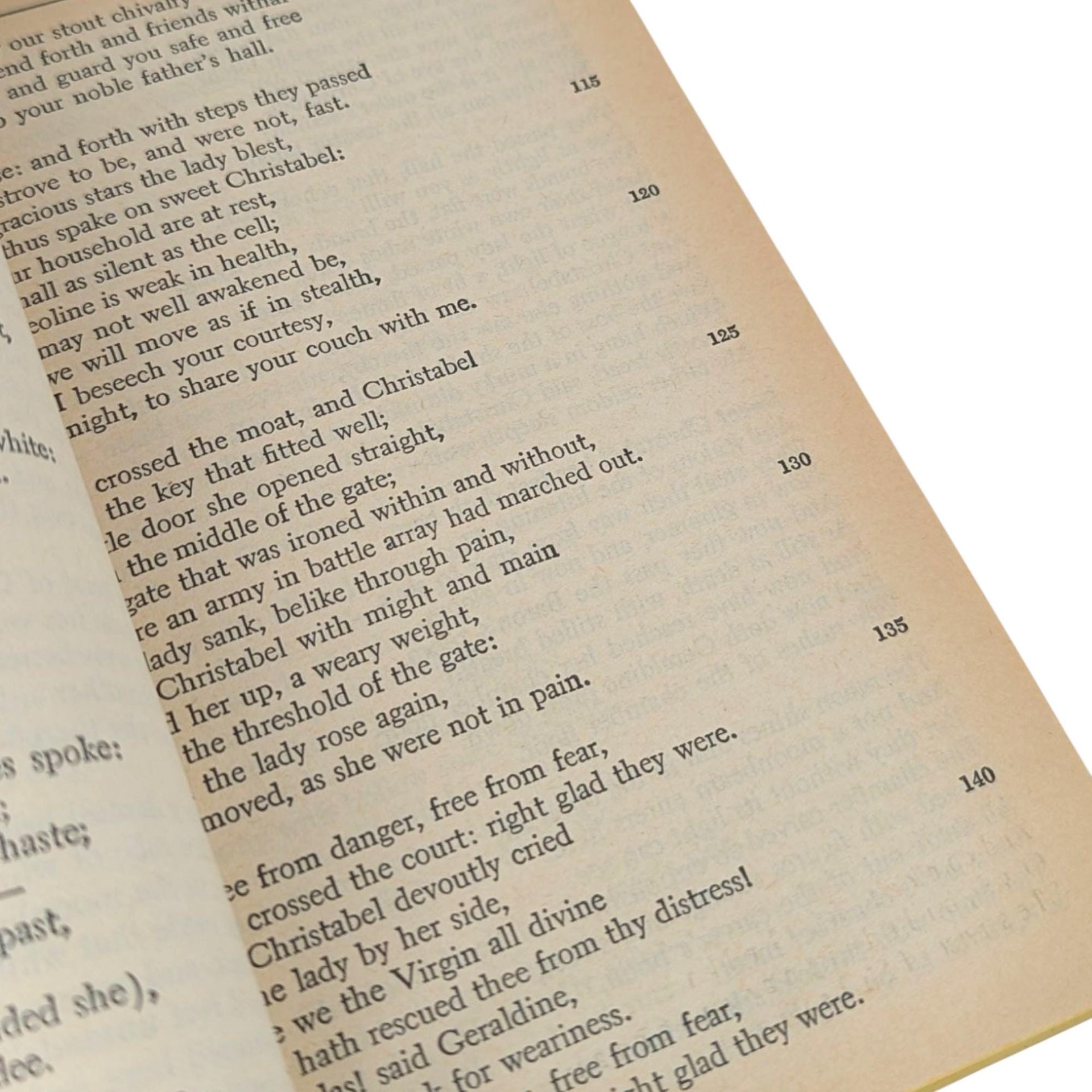 1963 'The Major English Romantic Poets' Softcover Book