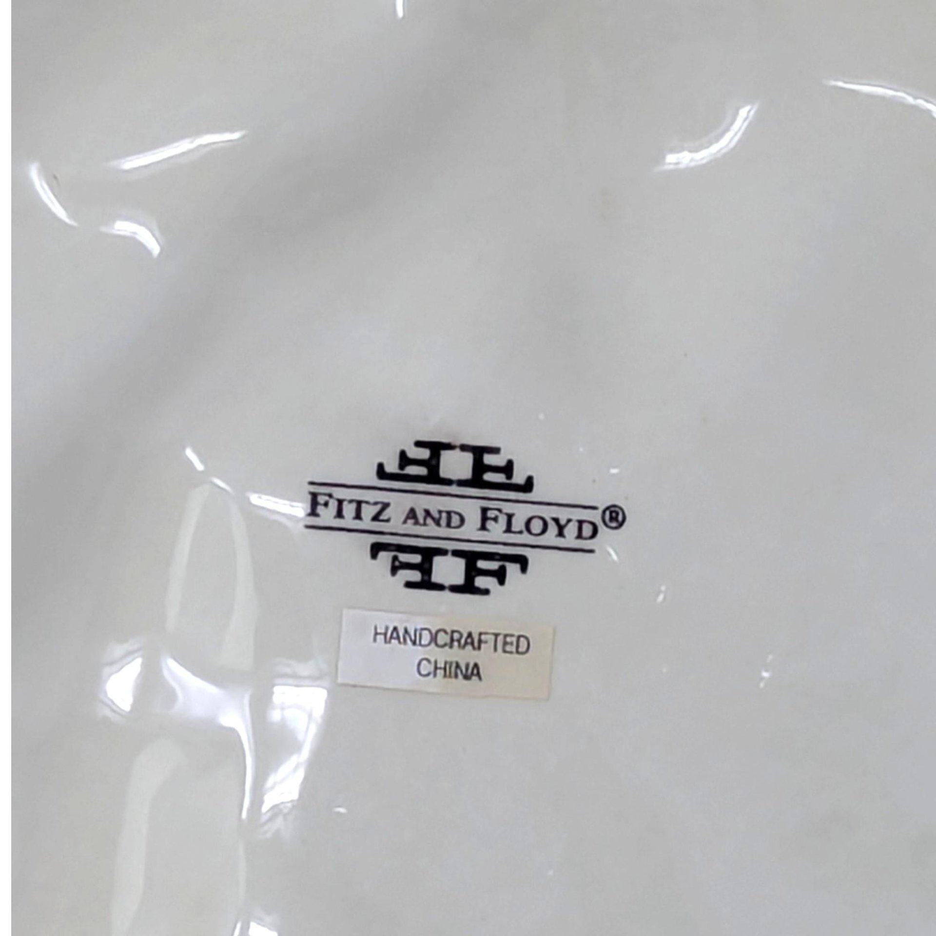 Fitz and Floyd Snowy Woods Santa Wall Plate