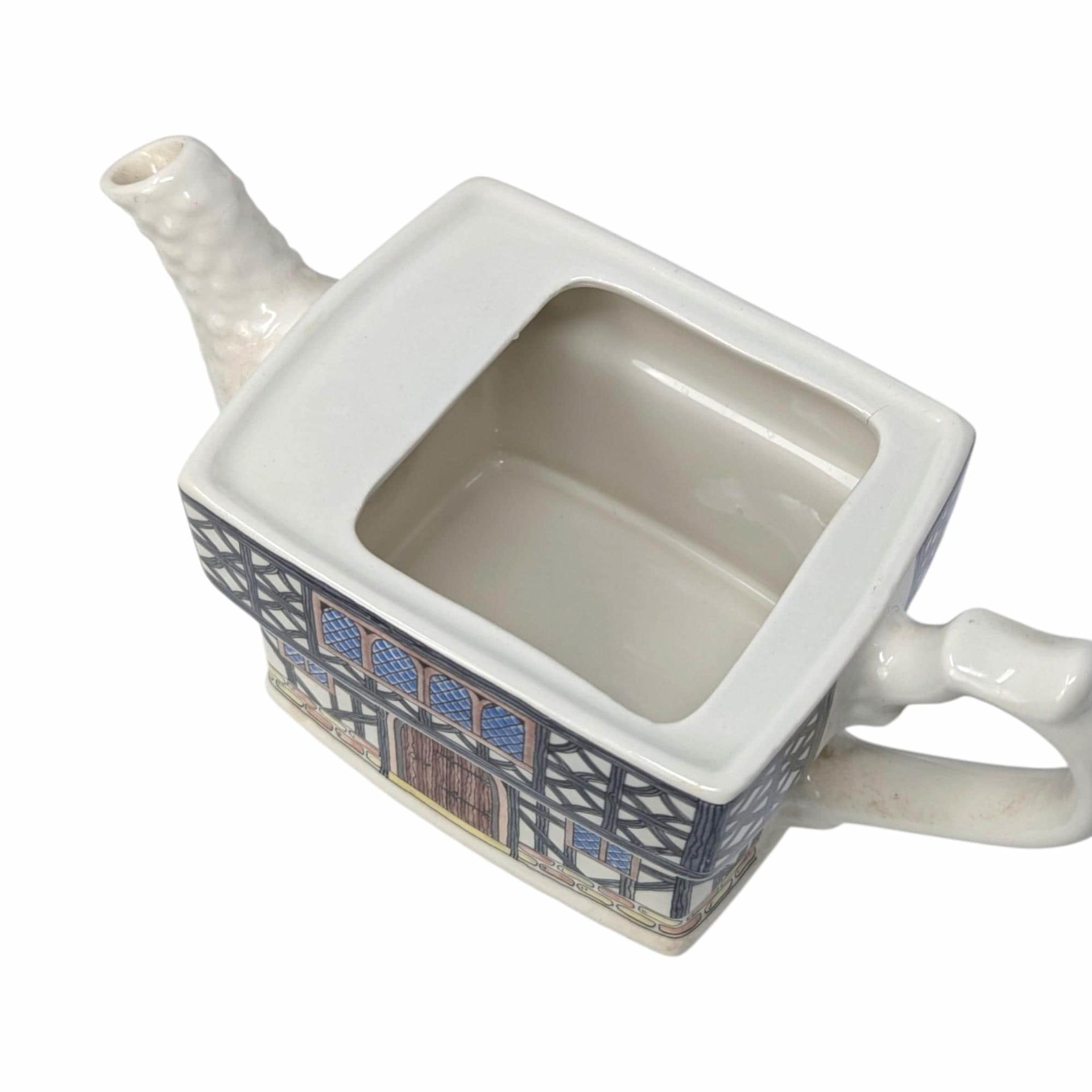 Vintage Sadler Tudor House Decorative Teapot