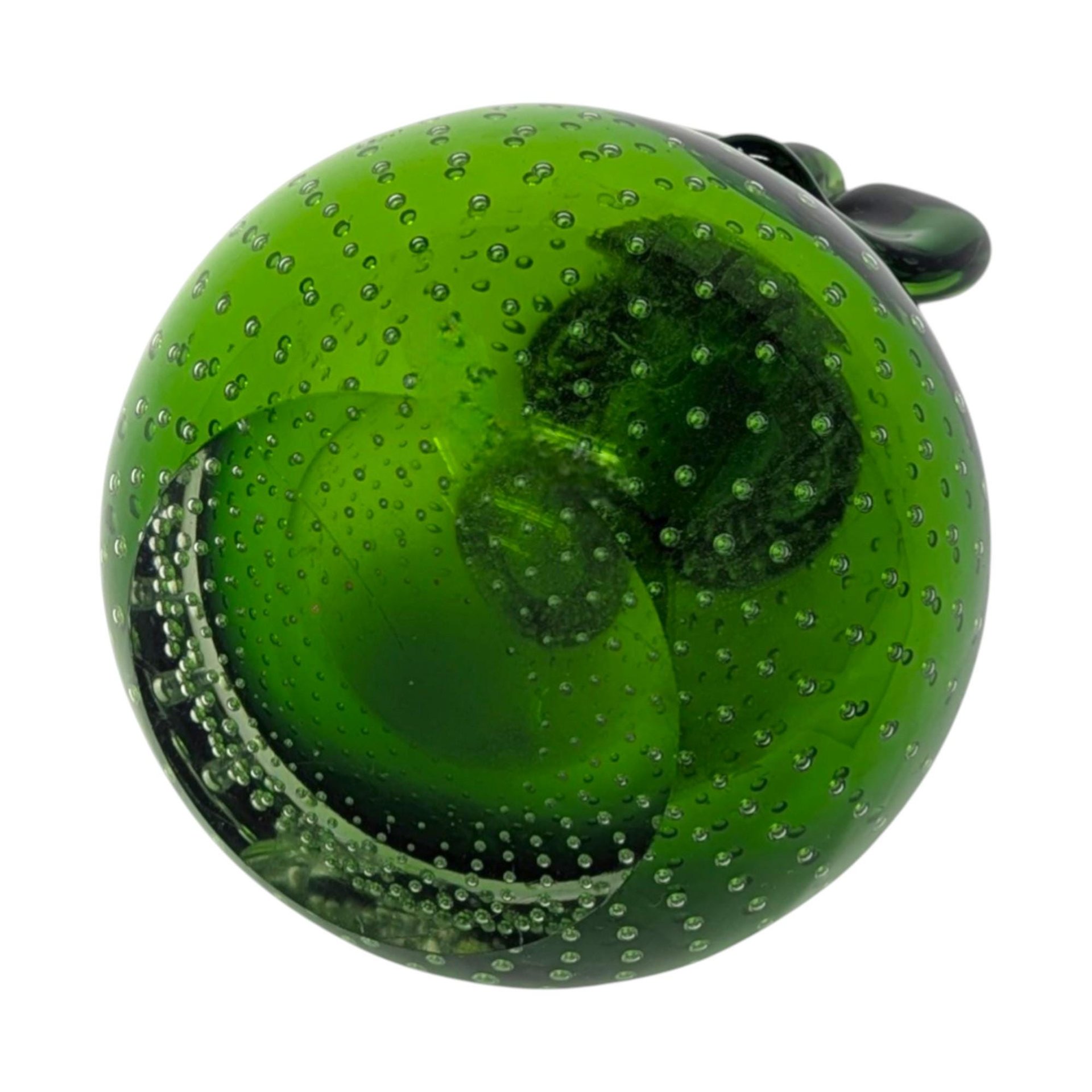 1960s Green Murano Glass Pear Paperweight – Mid-century Bullicante Glass Art Decor