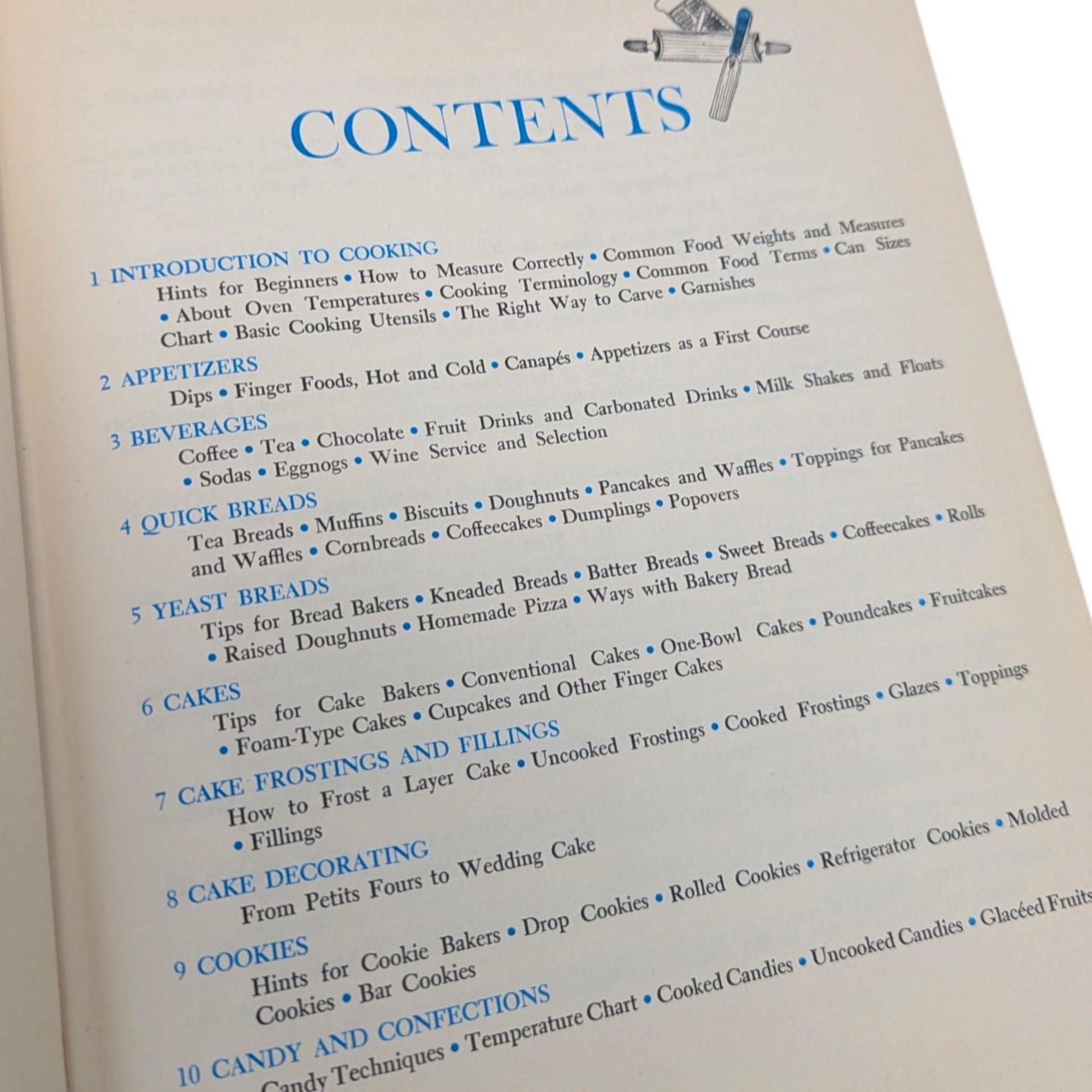 McCall's Complete Step-By-Step Cook and Serving Guide