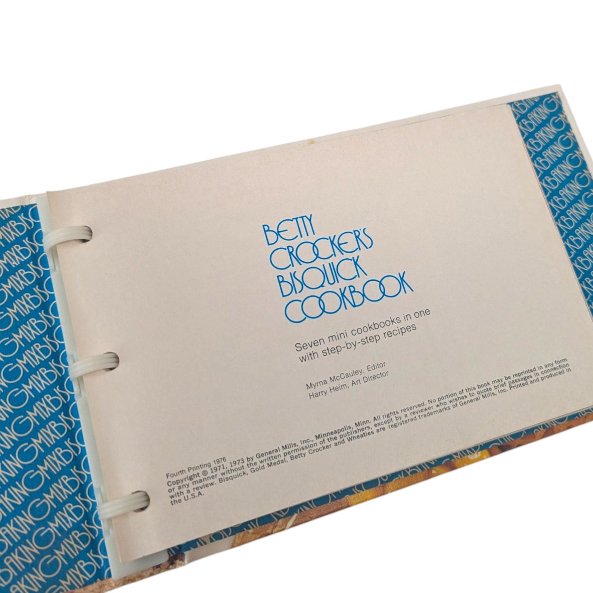 1976 Betty Crocker Bisquick Cookbook