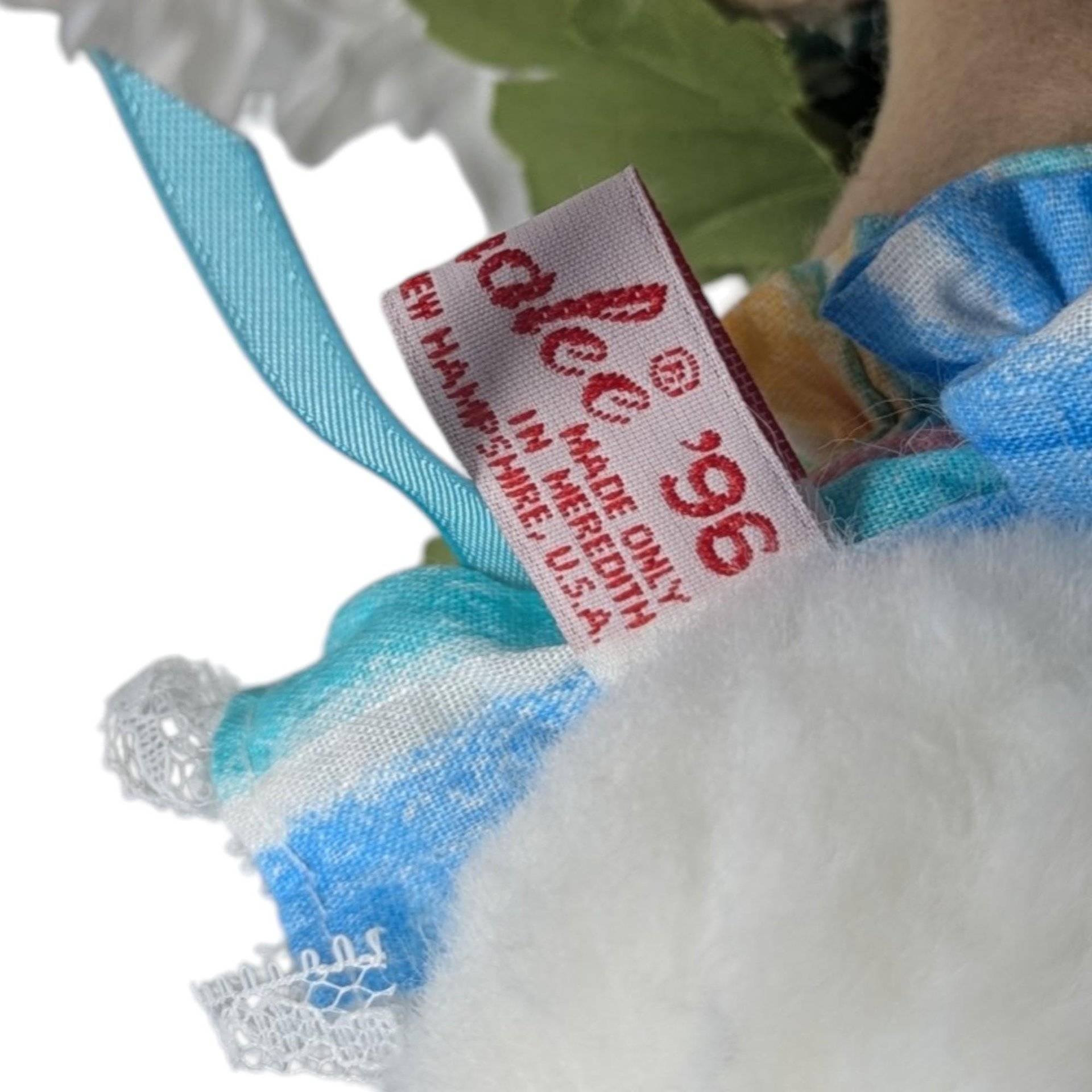 1996 Annalee Spring Daisy Girl Bunny