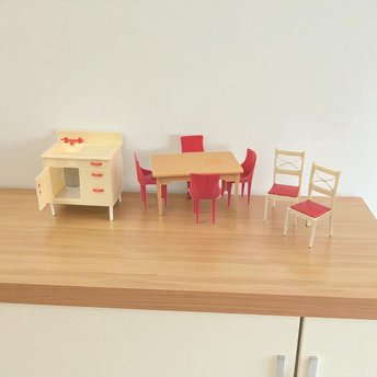 Vintage Renwal Dollhouse Furniture Set, 1:16 Scale Mid-Century Kitchen Sink, Table, and Chairs, Miniature Collector Toy, Diorama Supply