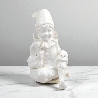 Vintage Pierrot Clown Music Box, White Ceramic Sad Clown Figurine, 1970s Rotating Musical Statue, Collectible Nursery Decor