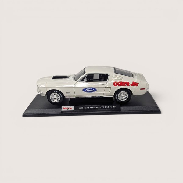 Vintage Maisto 1/18 Scale 1968 Ford Mustang GT Cobra Jet Die-Cast Car