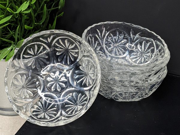 Set of 4 Vintage Anchor Hocking Medallion Clear Fruit/Dessert Bowls 4"