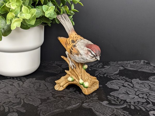 Vintage Ceramic Bird Figurine 06007