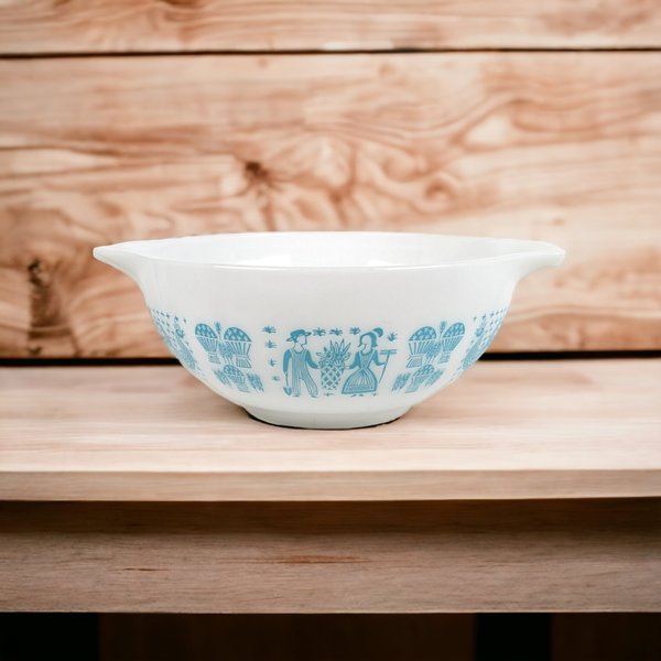 Pyrex Butterprint White 10" Cinderella Mixing Bowl 2 1/2 Quart 443, Used Condition