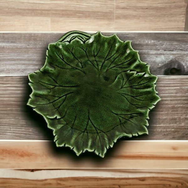 Vintage Green Leaf Plate