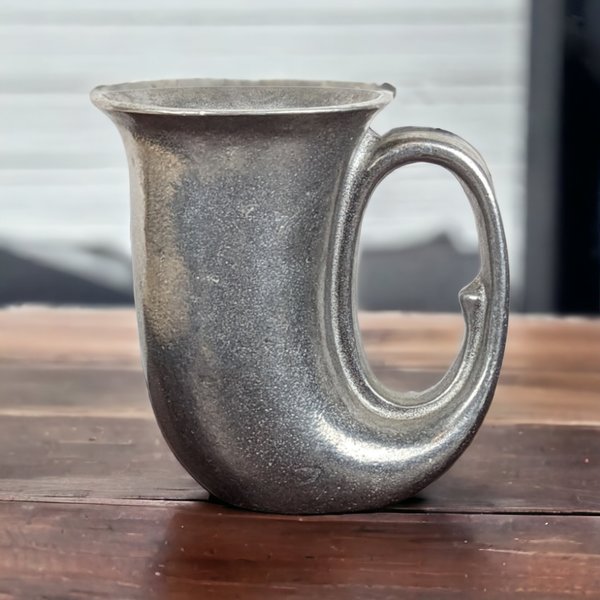 Wilton Armetale Plough Tavern Pewter Horn Mug