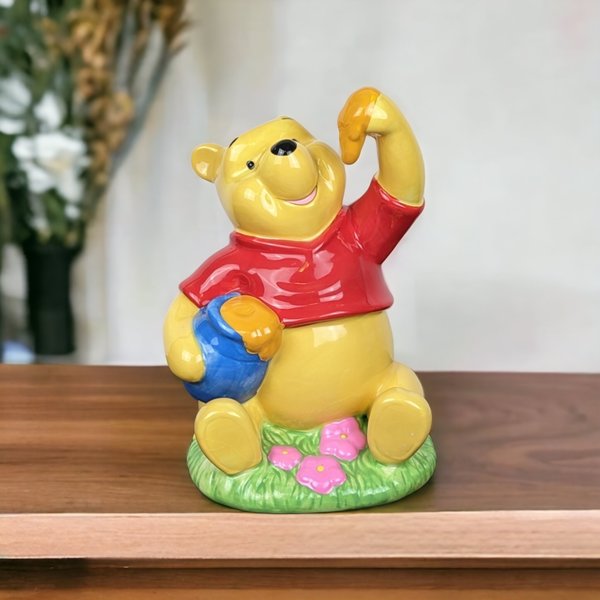 Collectible Vintage Winnie the Pooh Bank