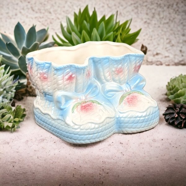 Relpo 1352 Ceramic Baby Booties Planter: Vintage Nursery Elegance