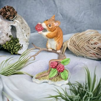 1993 Lenox Nature's Reward White Footed Mouse Figurine