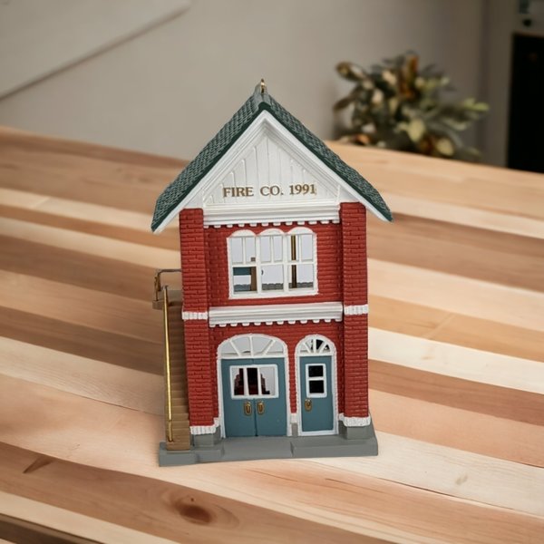 1991 Hallmark Keepsake "Fire Station" Ornament