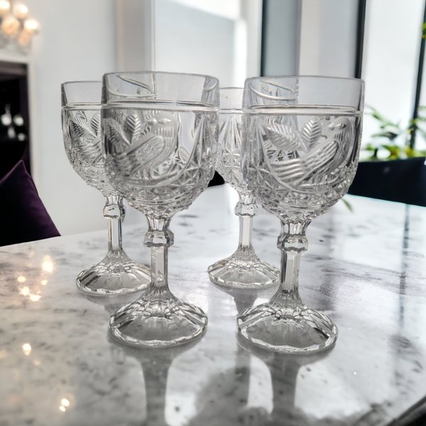 Set of 4 Hofbauer The Byrdes Collection Wine Glasses